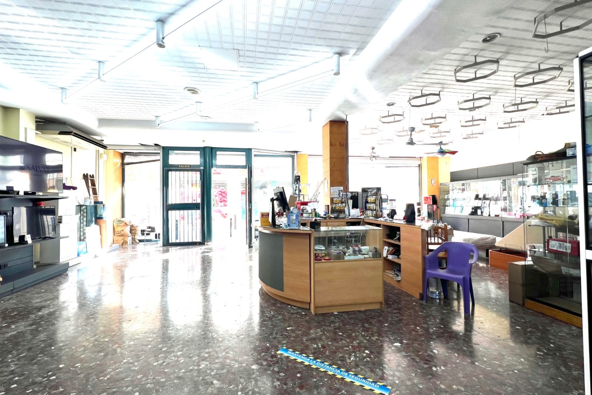 Reventa - Commercial - San Javier