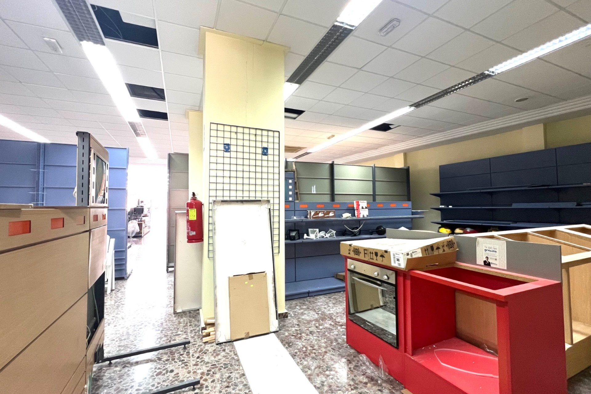 Reventa - Commercial - San Javier