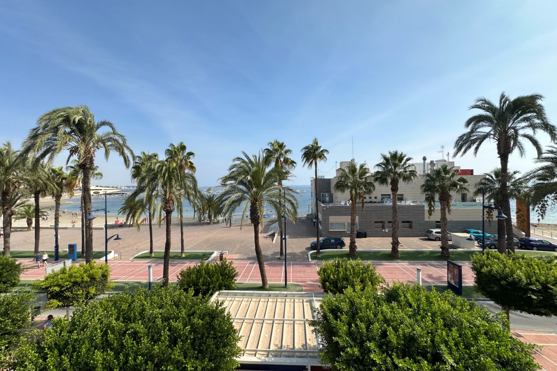 Reventa - Commercial - San Javier