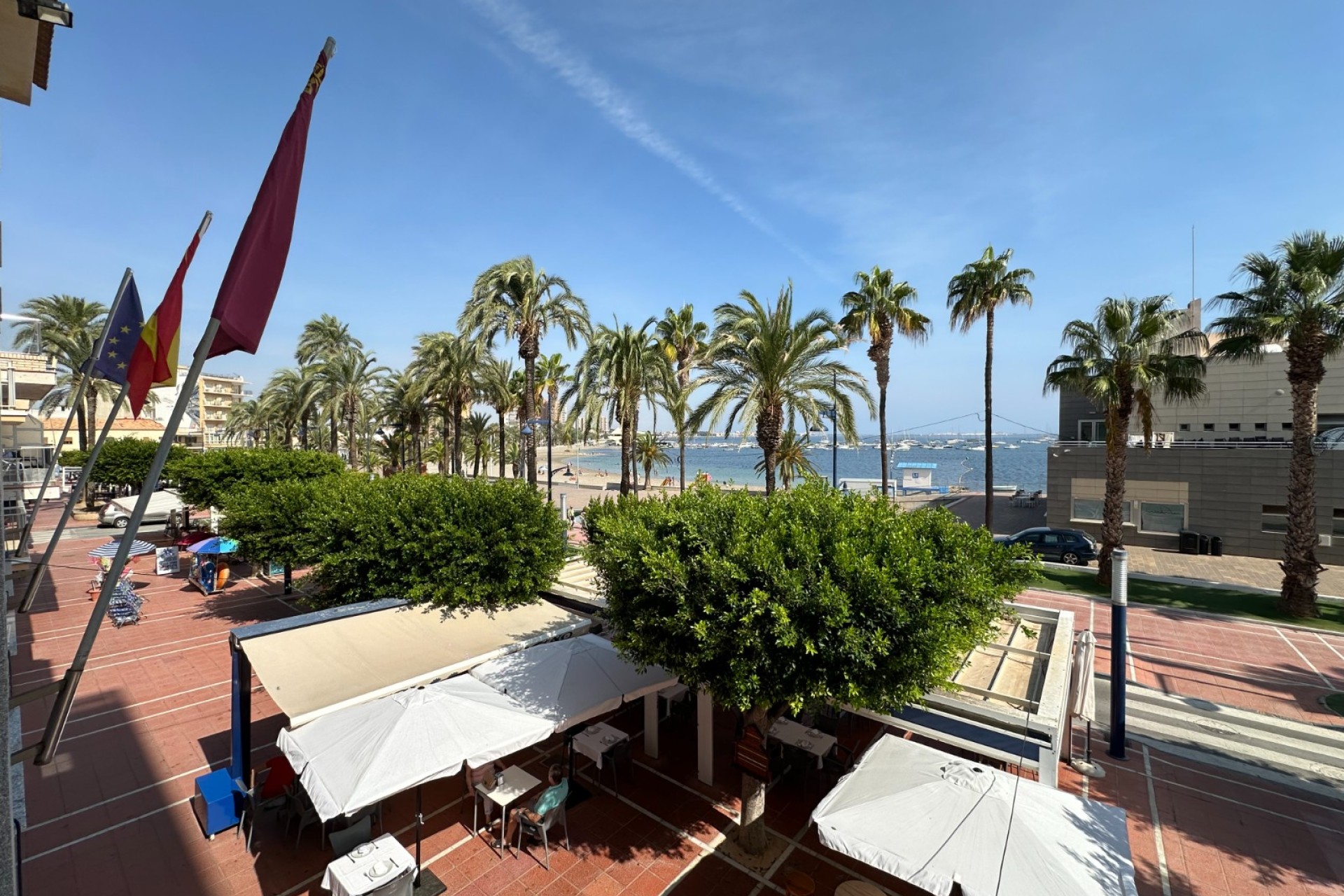 Reventa - Commercial - San Javier