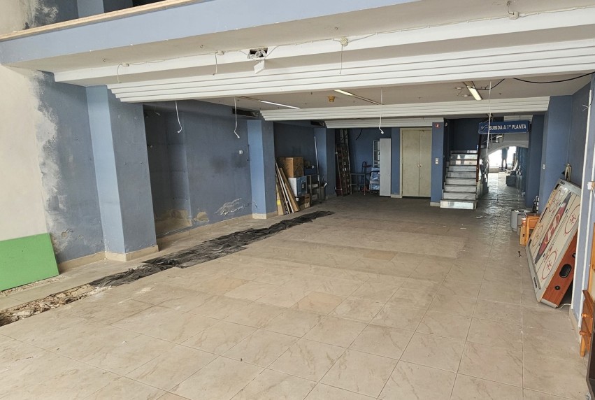 Reventa - Commercial - Torrevieja - Center