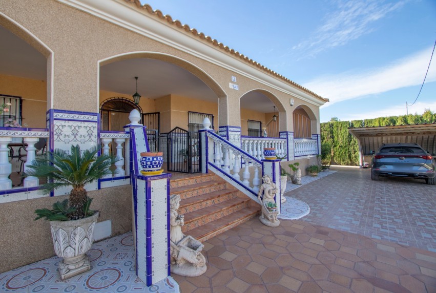 Reventa - Villa - Alicante