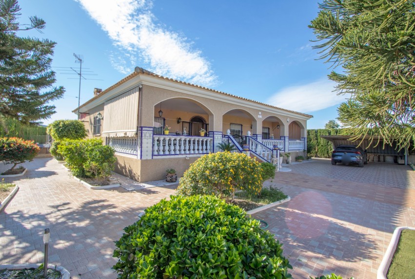 Reventa - Villa - Alicante