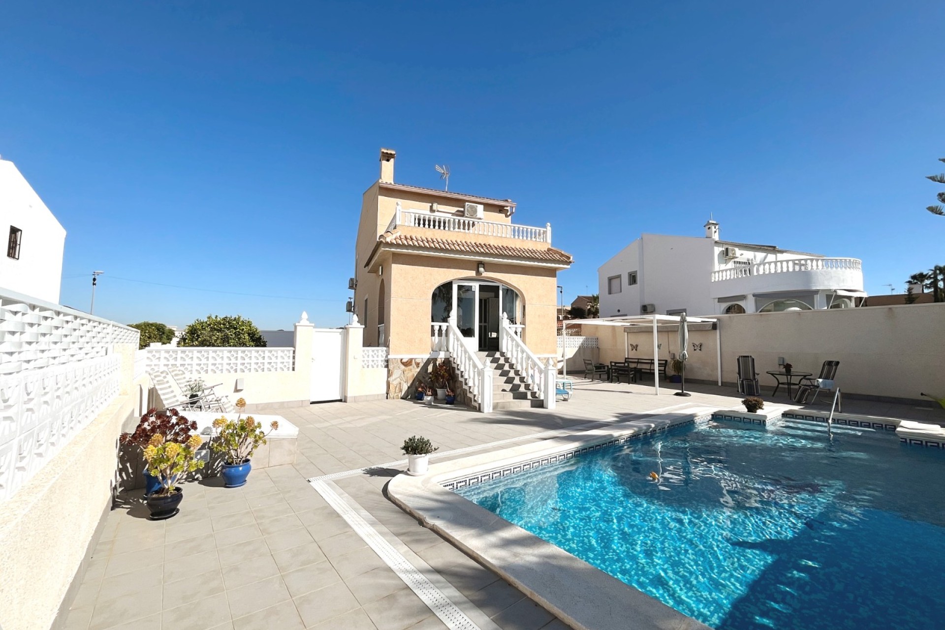 Reventa - Villa - Benijofar - Monte Azul