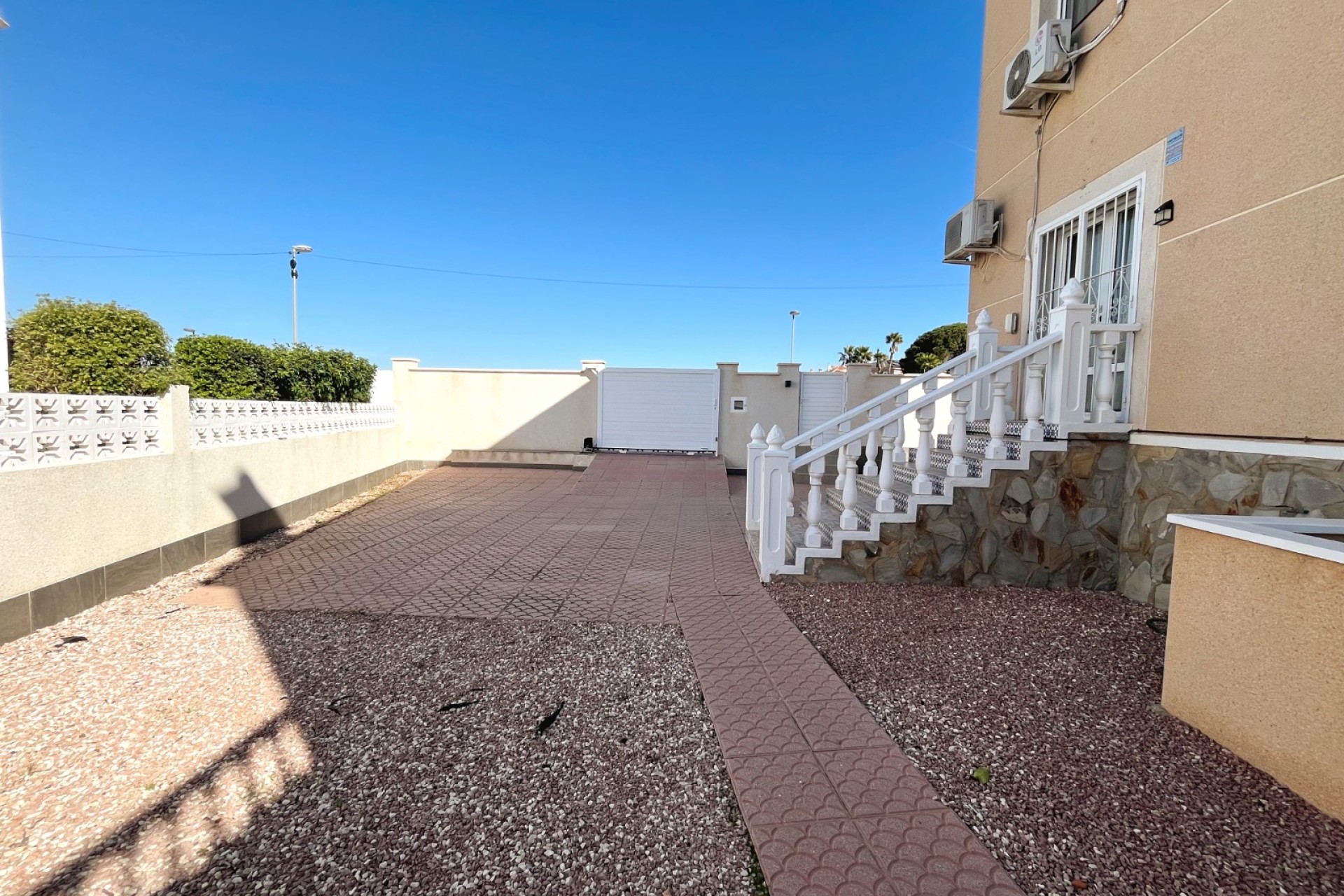 Reventa - Villa - Benijofar - Monte Azul