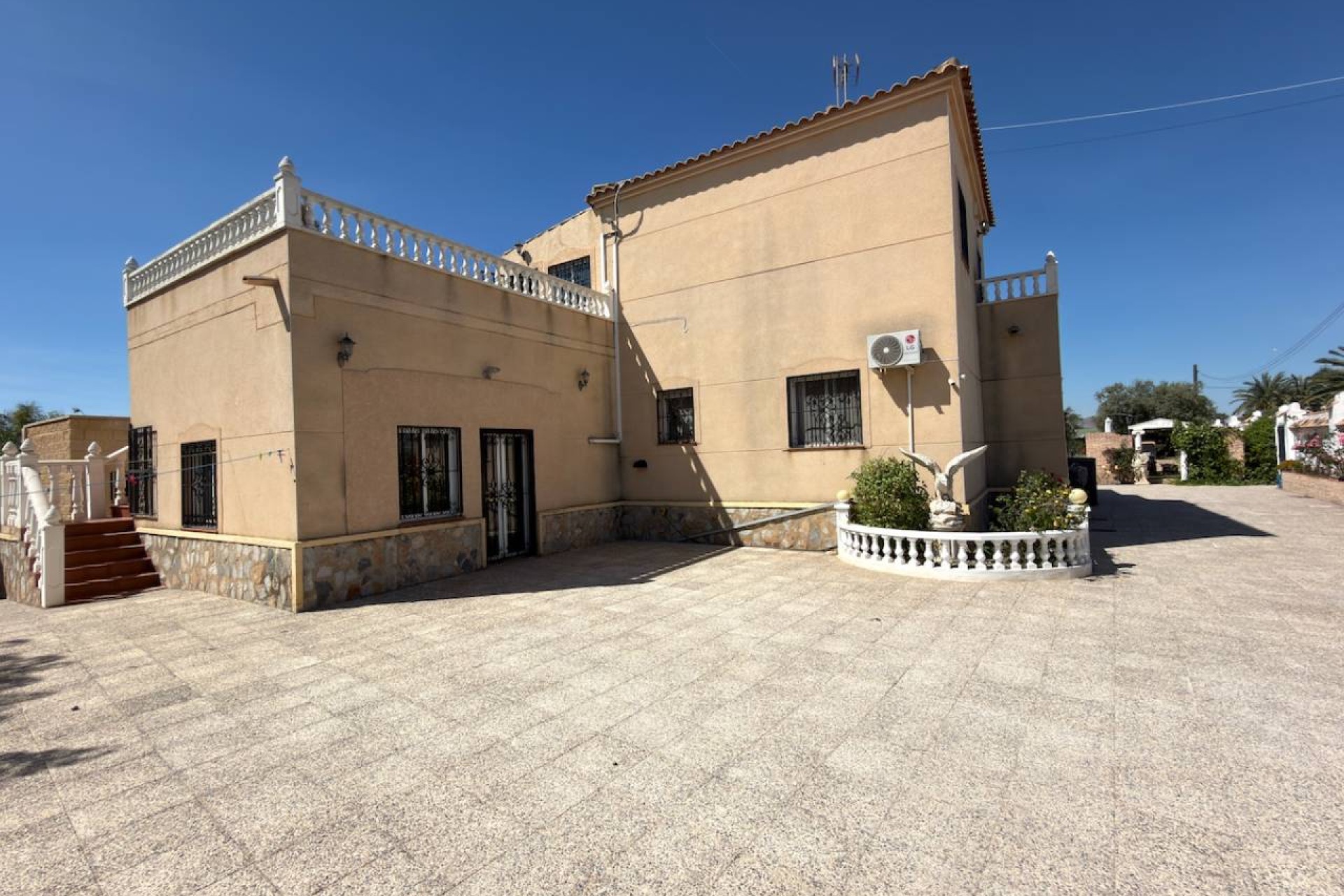 Reventa - Villa - Catral