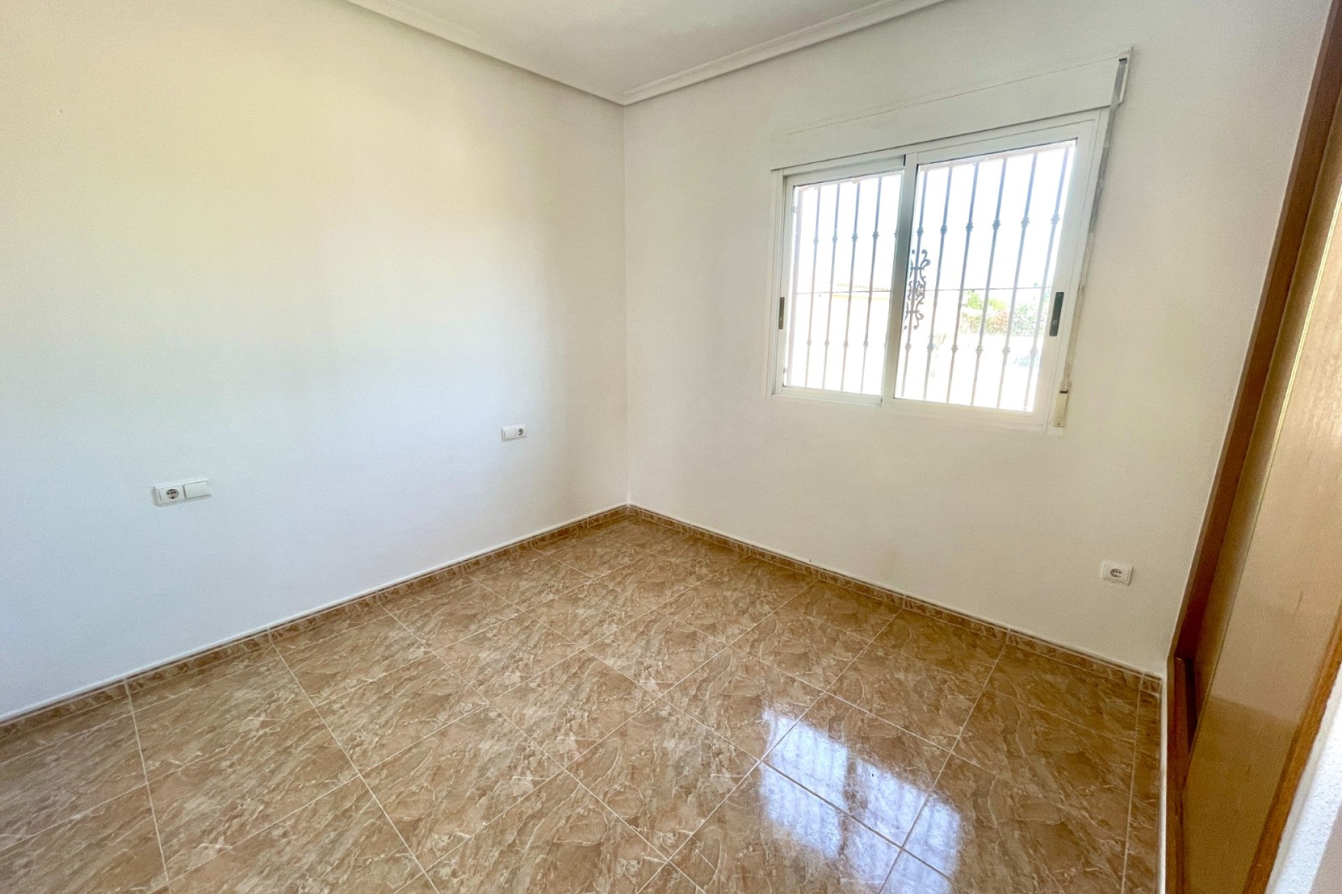 Reventa - Villa - Catral