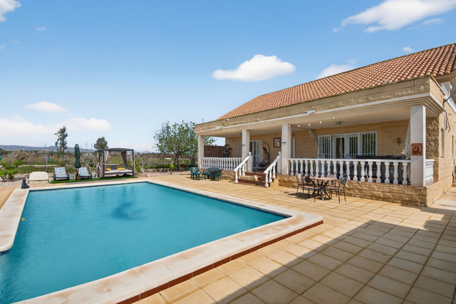 Reventa - Villa - Crevillente