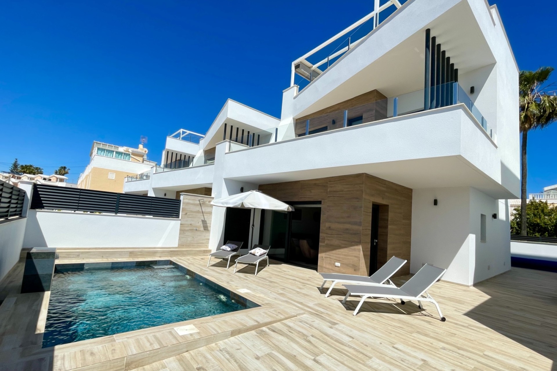 Reventa - Villa - Guardamar del Segura - El Moncayo