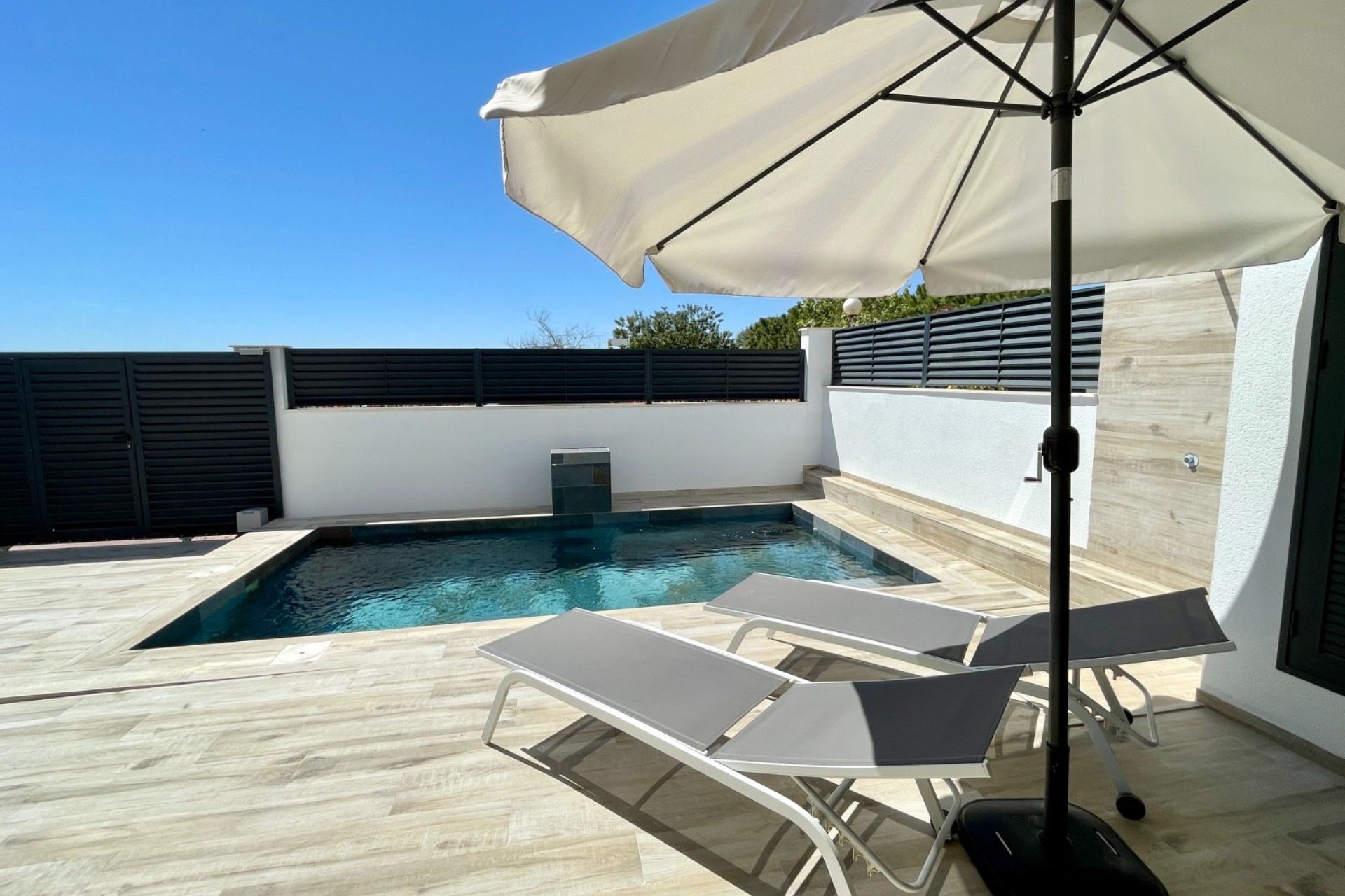 Reventa - Villa - Guardamar del Segura - El Moncayo