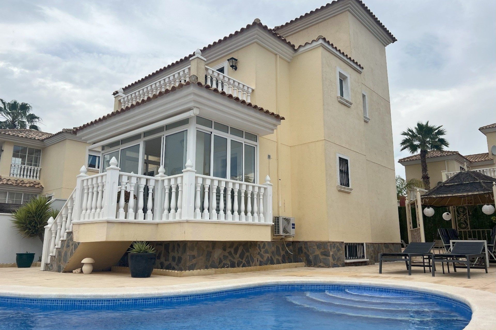 Reventa - Villa - Guardamar del Segura - El Raso