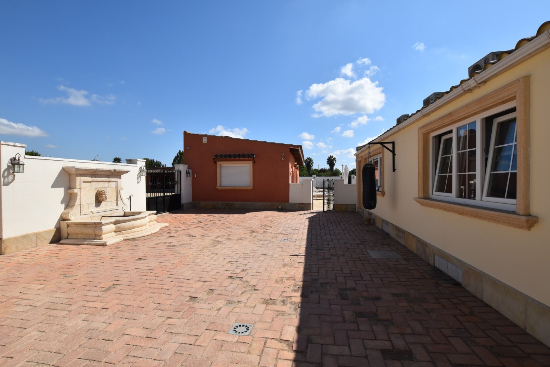 Reventa - Villa - Heredades - Heradades