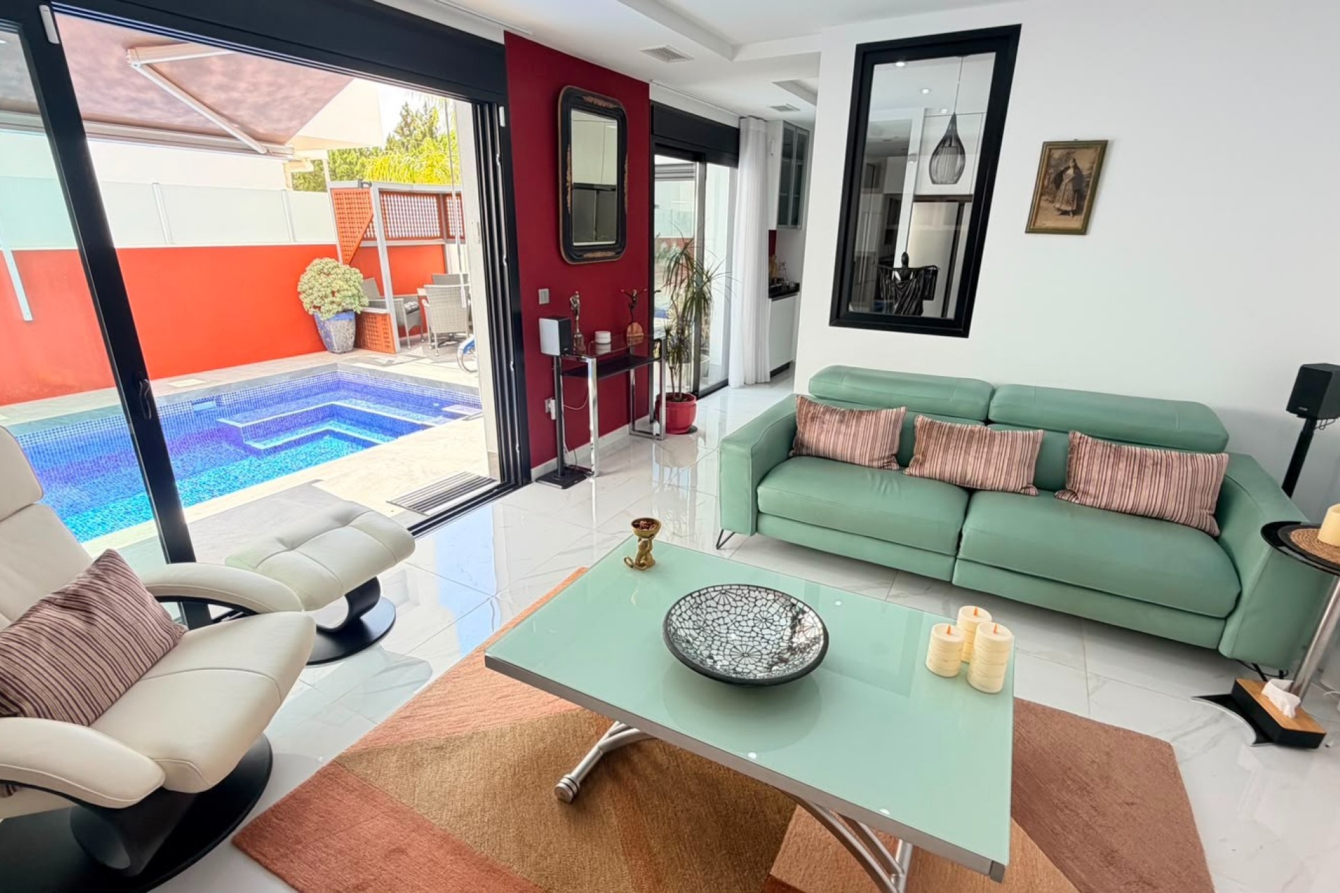 Reventa - Villa - Los Montesinos - La Herrada