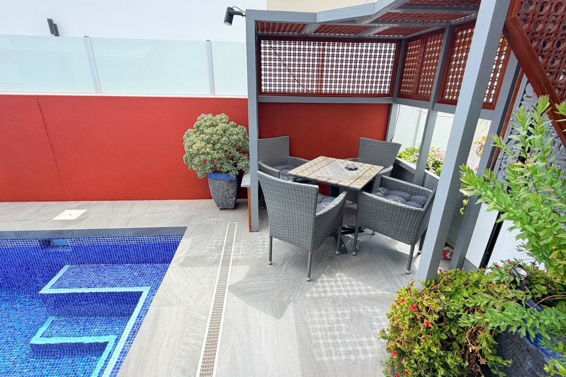 Reventa - Villa - Los Montesinos - La Herrada