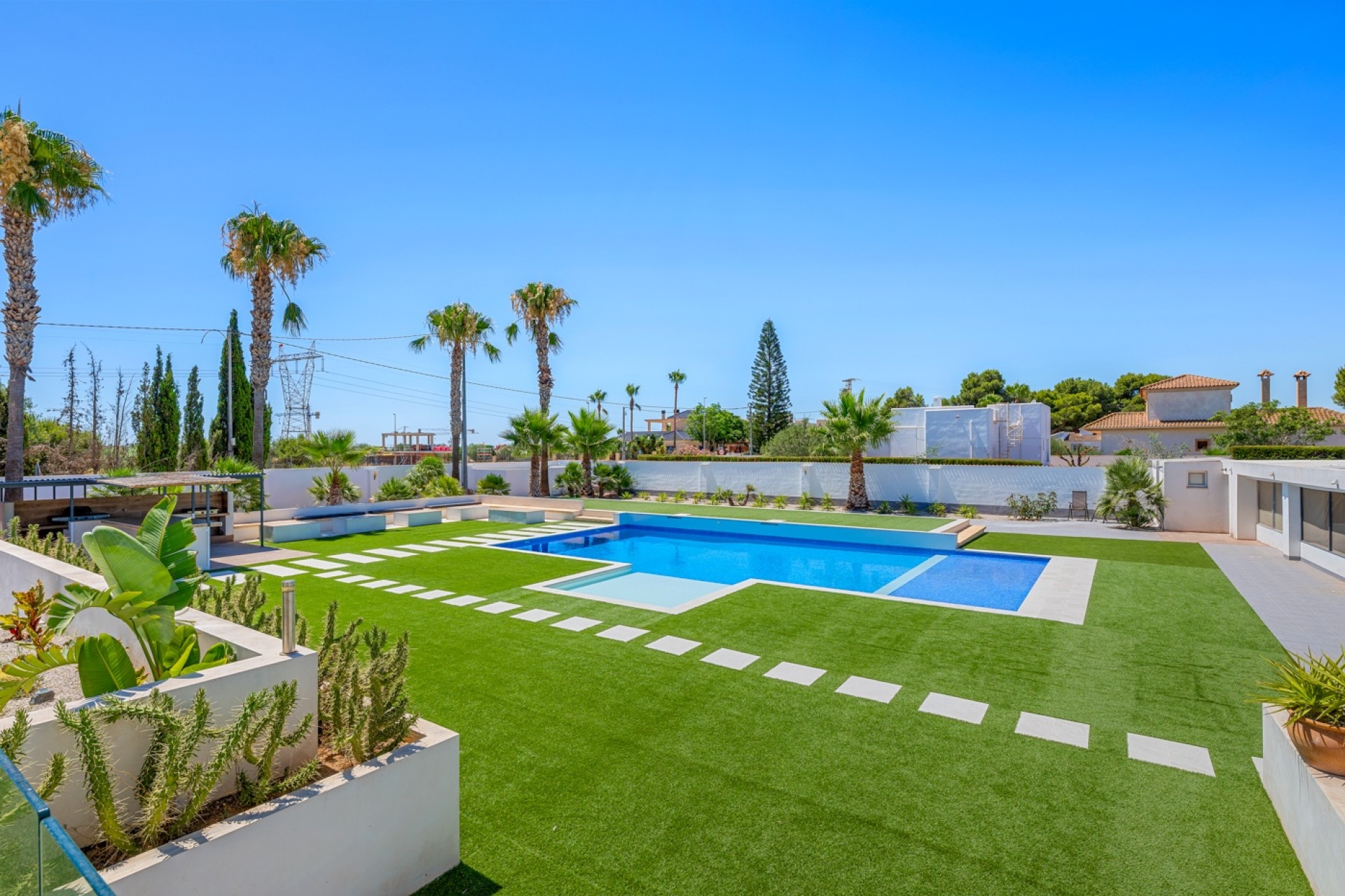 Reventa - Villa - Los Montesinos - La Herrada