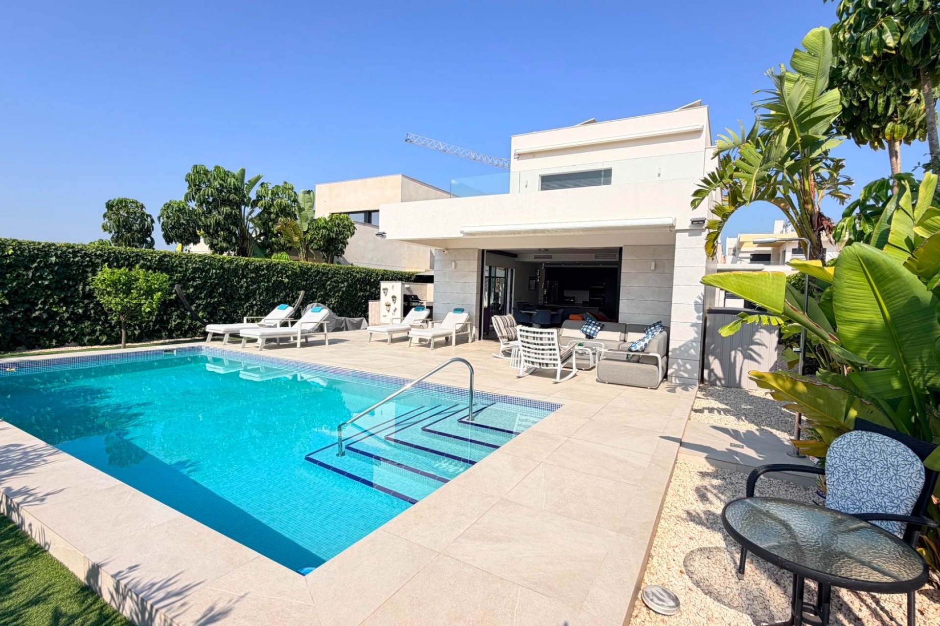 Reventa - Villa - Los Montesinos - La Herrada