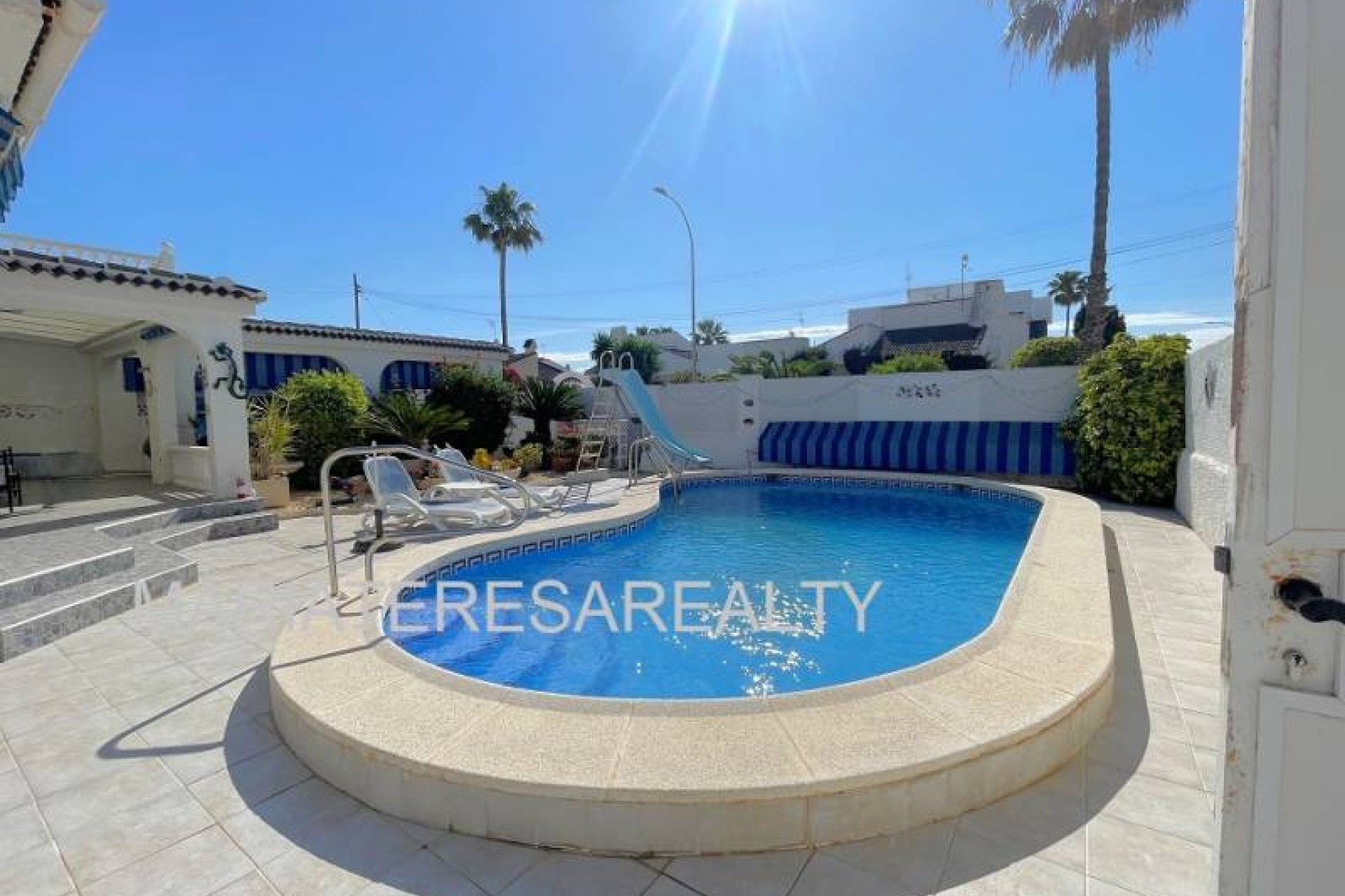 Reventa - Villa - Los Narejos - Oasis
