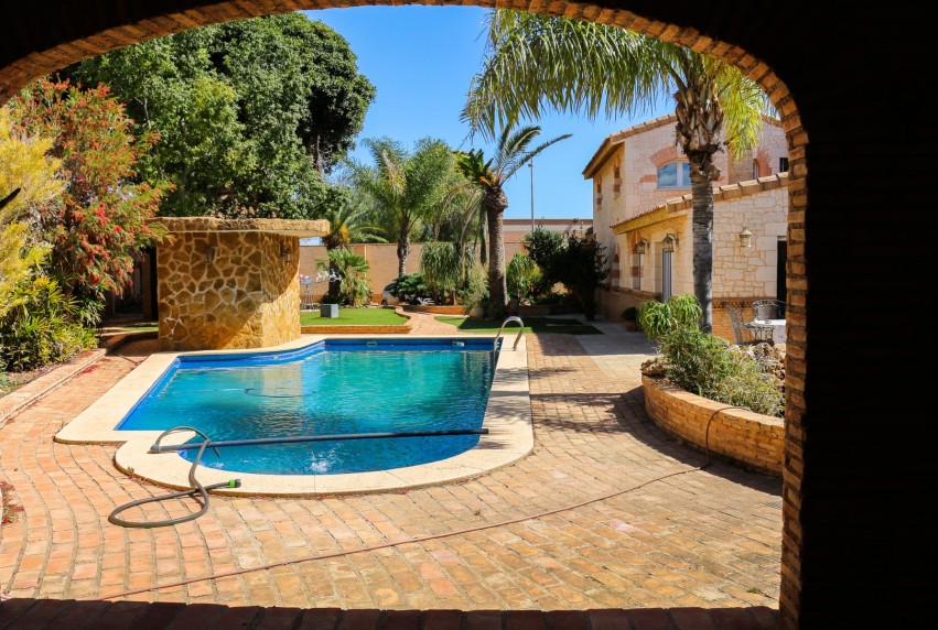 Reventa - Villa - Los Urrutias