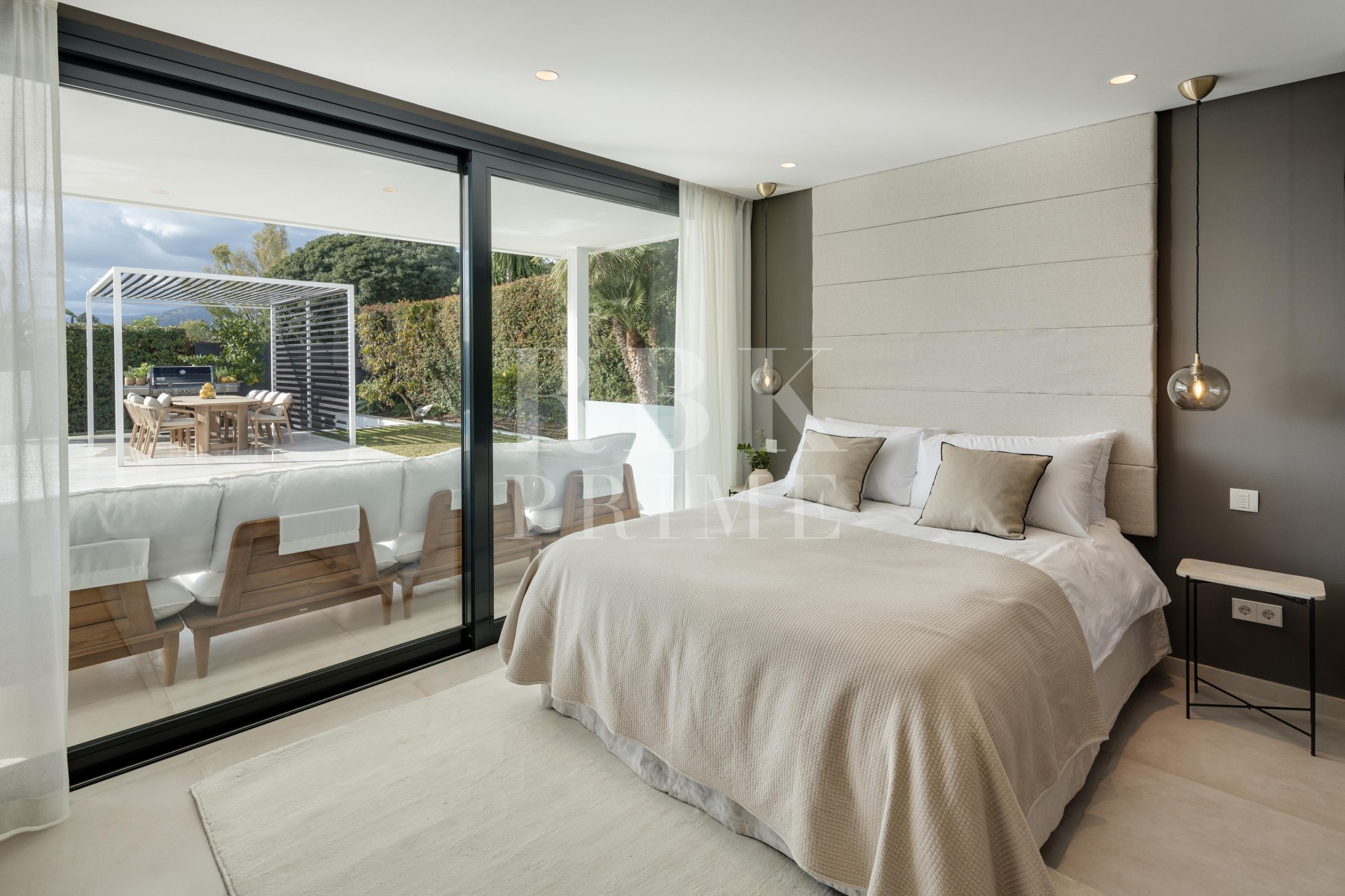 Reventa - Villa - Malaga - Nueva Andalucía