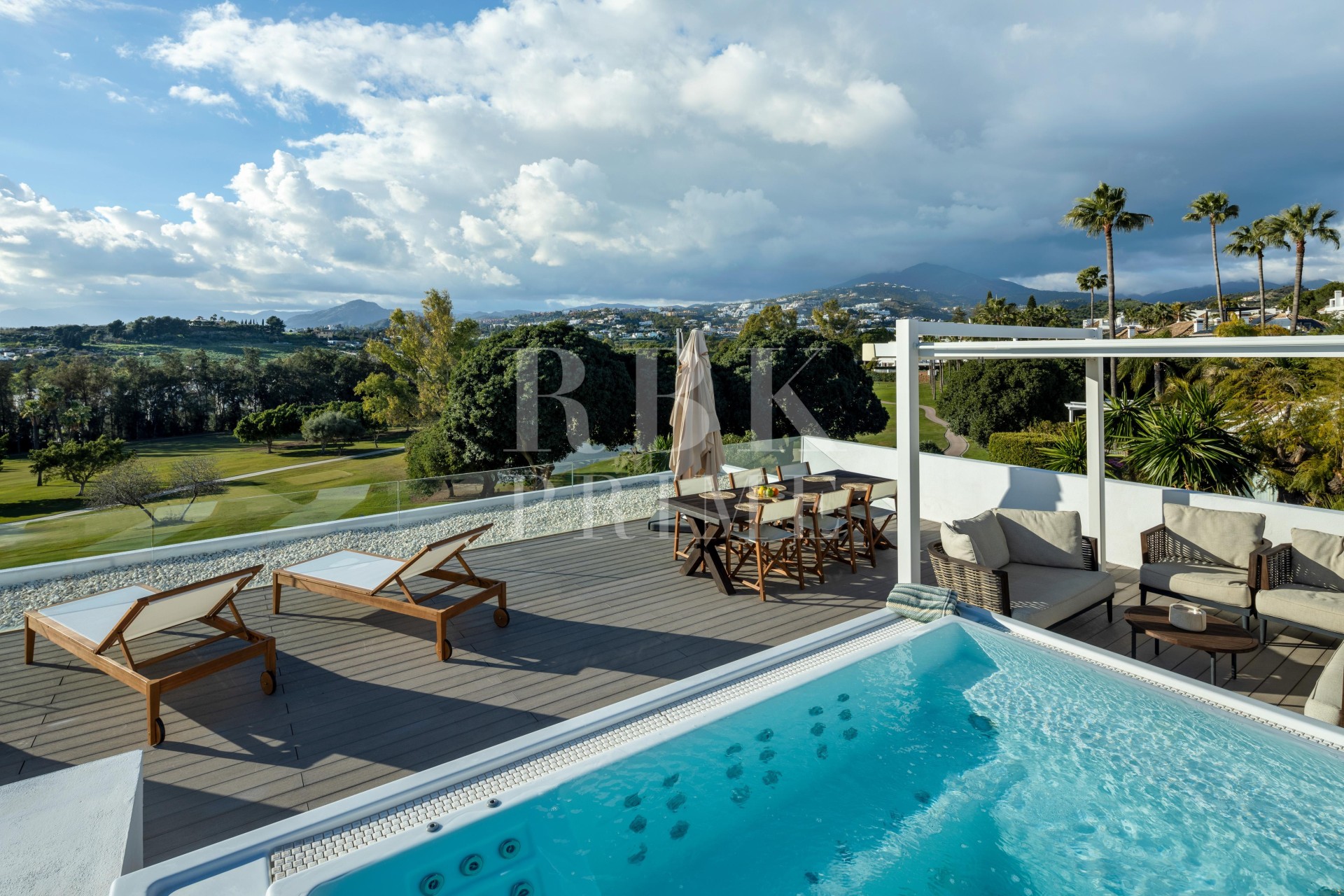 Reventa - Villa - Malaga - Nueva Andalucía