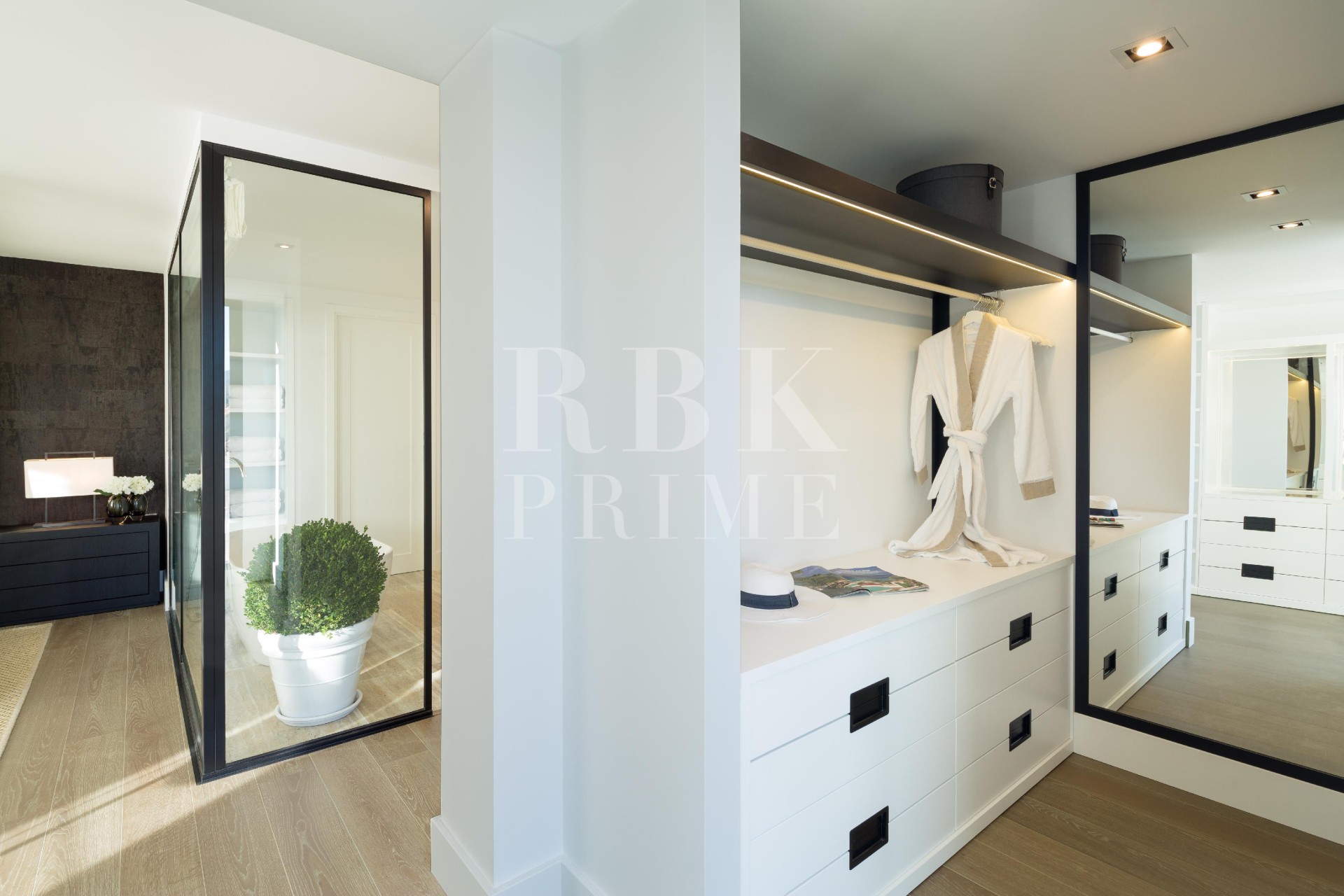 Reventa - Villa - Malaga - Nueva Andalucía