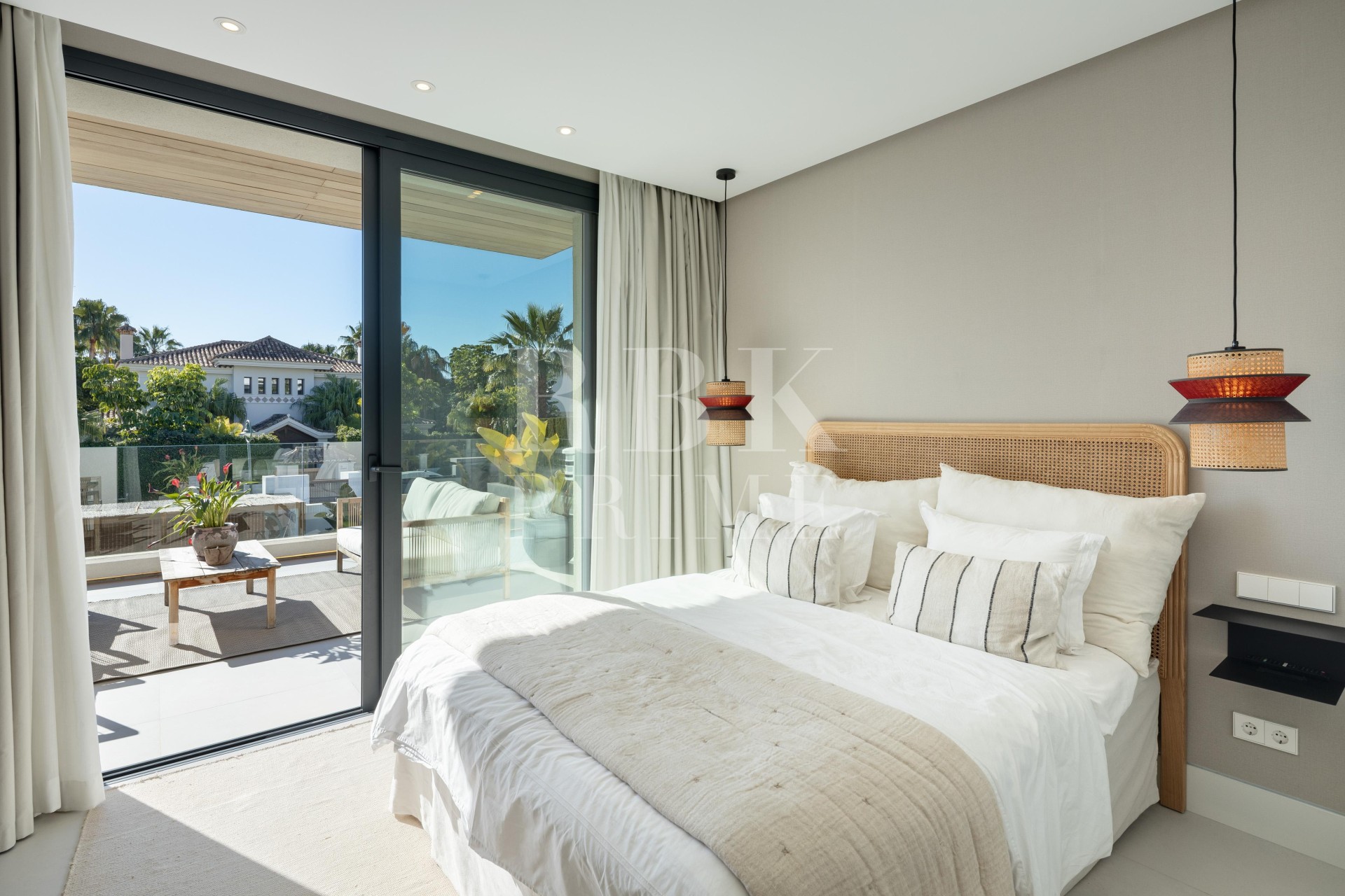 Reventa - Villa - Malaga - Nueva Andalucía