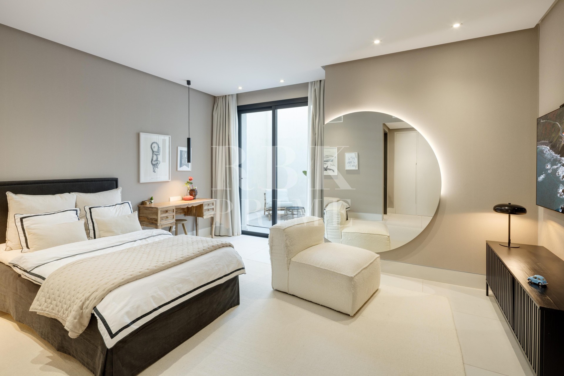 Reventa - Villa - Malaga - Nueva Andalucía