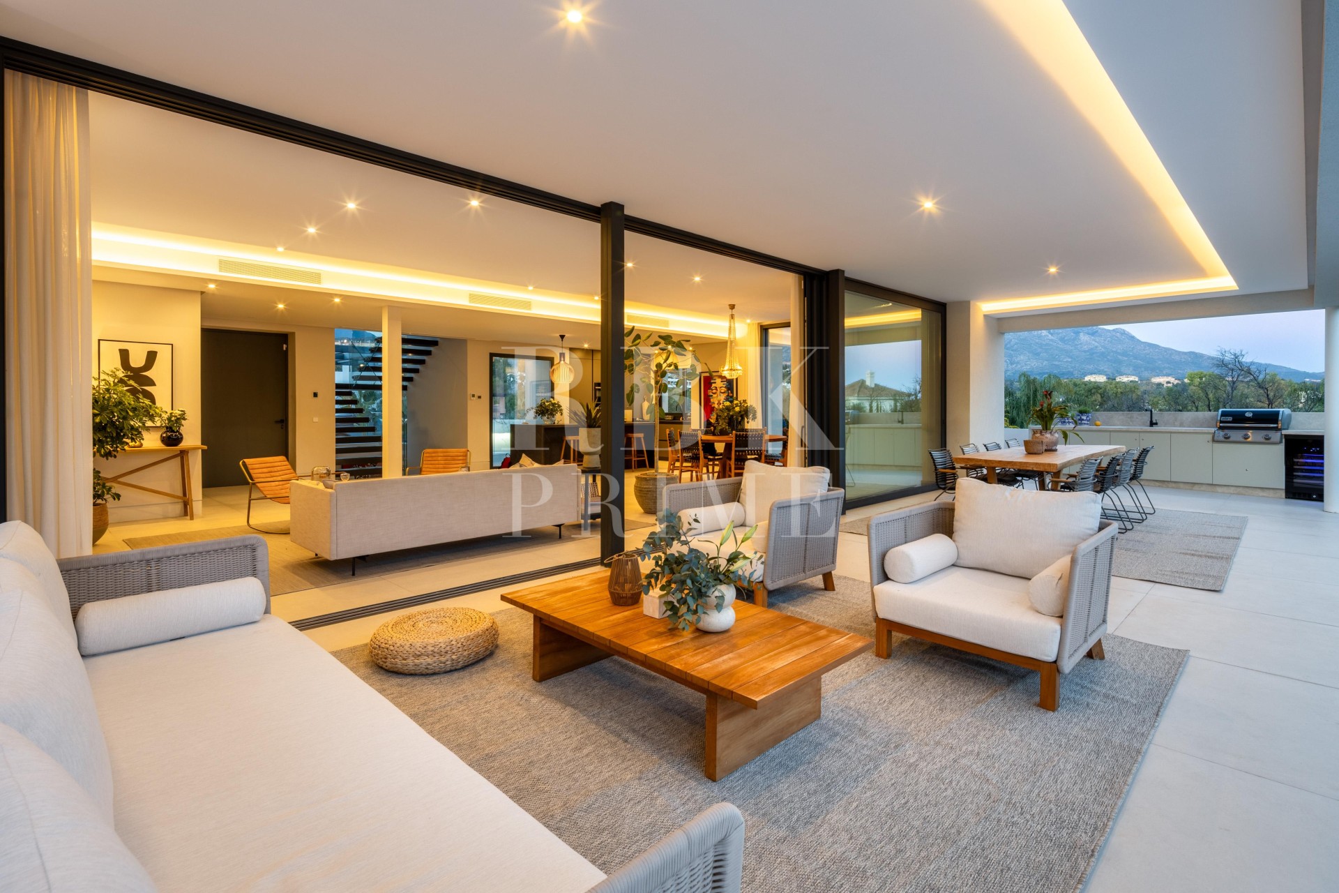 Reventa - Villa - Malaga - Nueva Andalucía