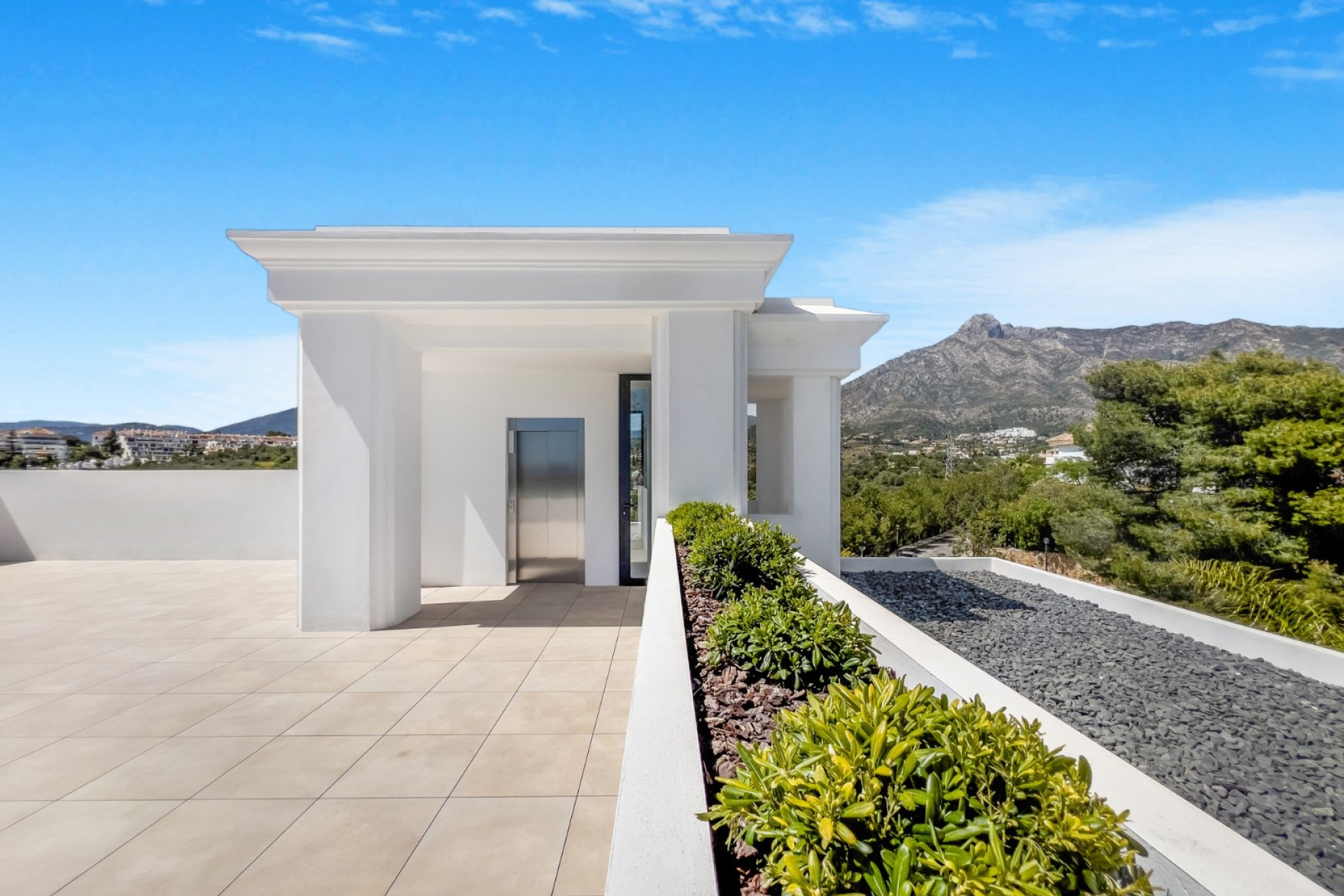 Reventa - Villa - Marbella - Golden Mile
