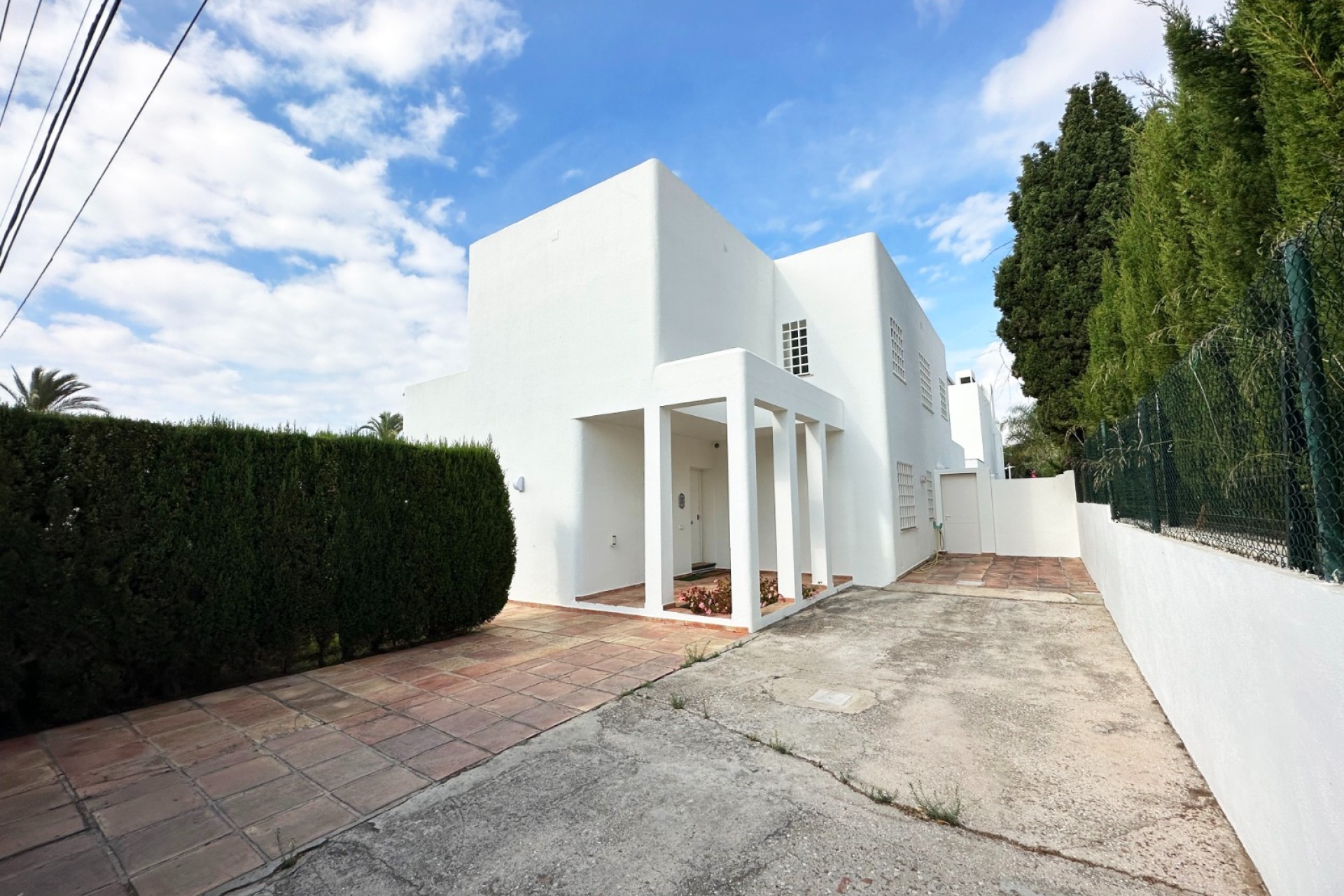Reventa - Villa - Marbella - Las Chapas