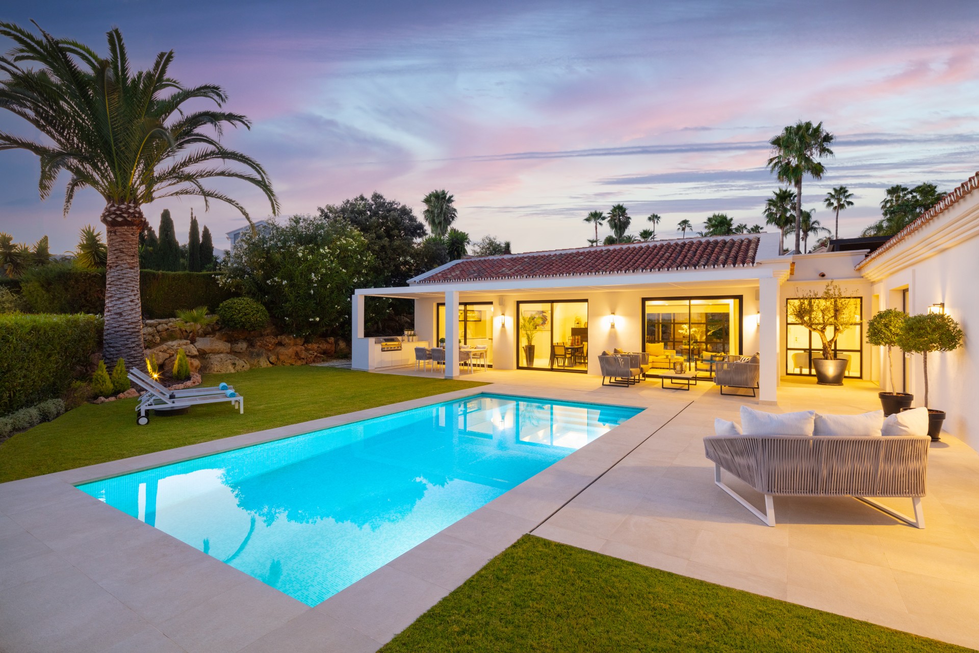 Reventa - Villa - Marbella - Nueva Andalucía