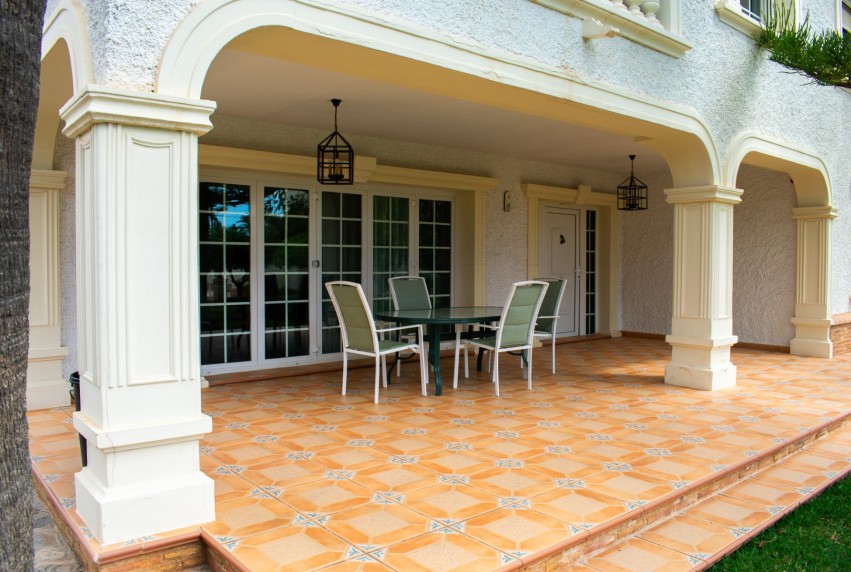 Reventa - Villa - Orihuela Costa - MUY CERCA DE LA PLAYA