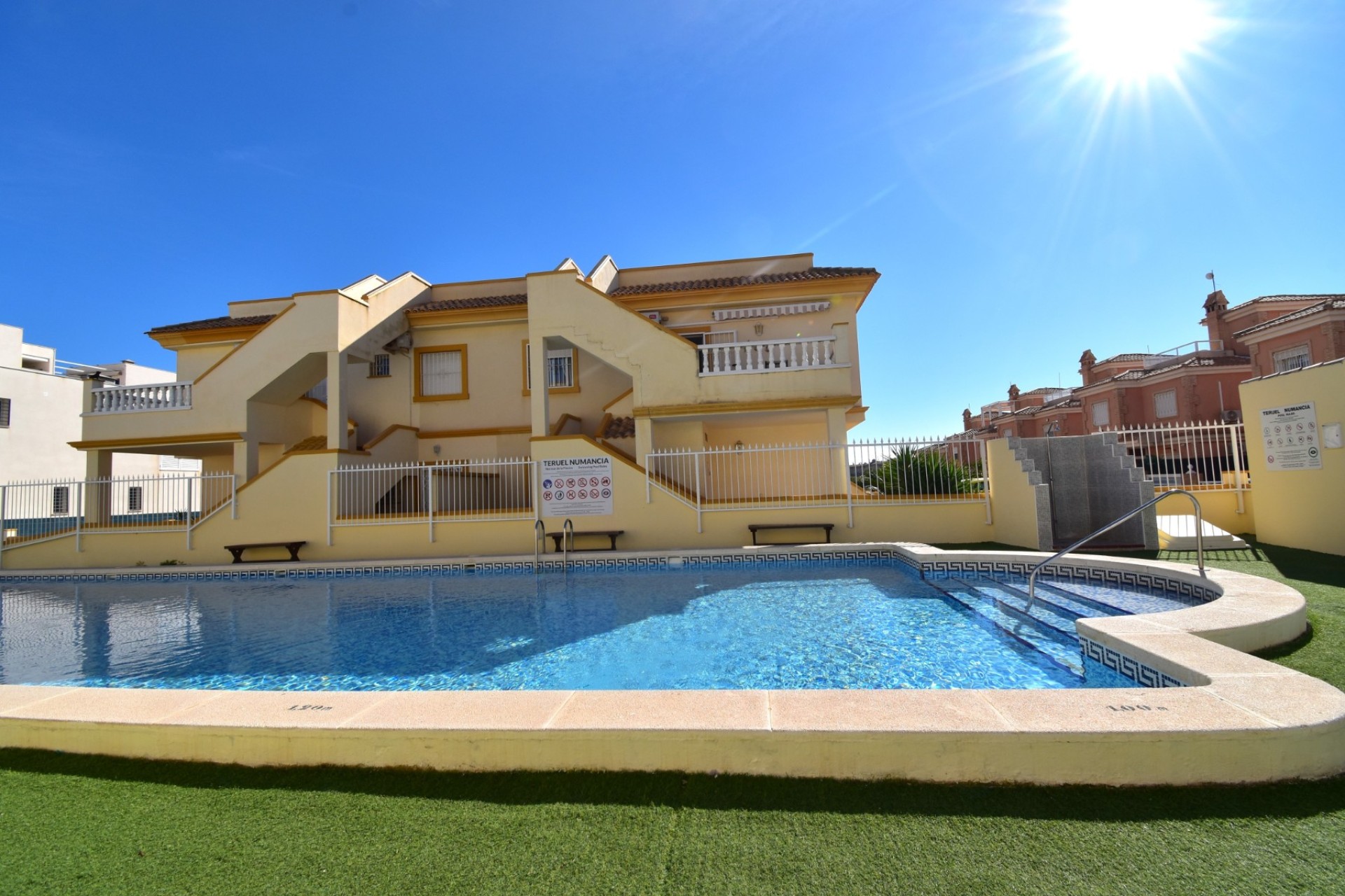 Reventa - Villa - Orihuela Costa - Playa Flamenca
