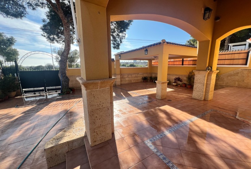 Reventa - Villa - Orihuela Costa - Punta Prima