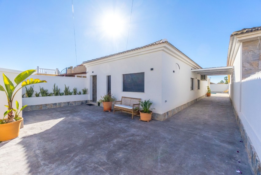 Reventa - Villa - Torrevieja - El Chaparral