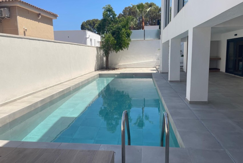 Reventa - Villa - Torrevieja - Los Balcones