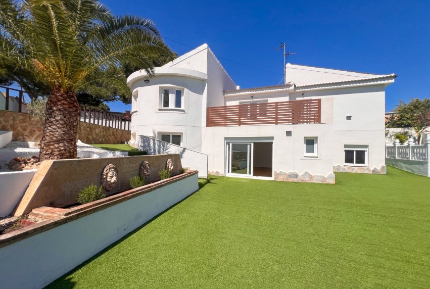 Reventa - Villa - Torrevieja - Los Balcones