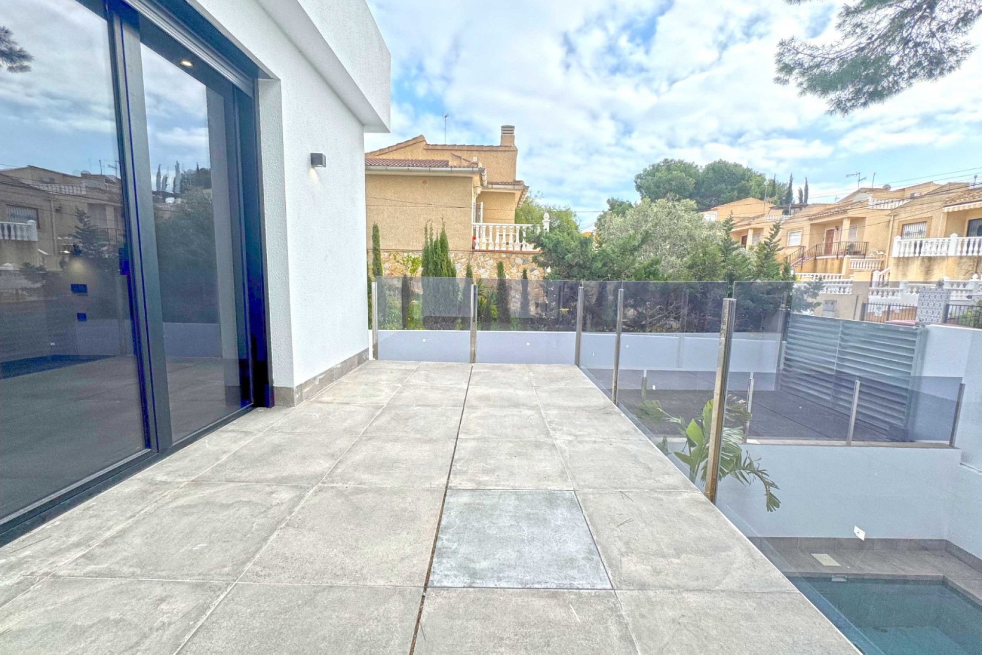 Reventa - Villa - Torrevieja - Los Balcones