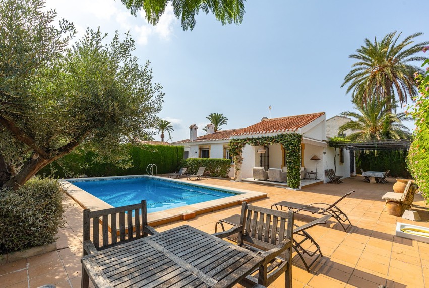 Reventa - Villa - Torrevieja - Playa Los Locos