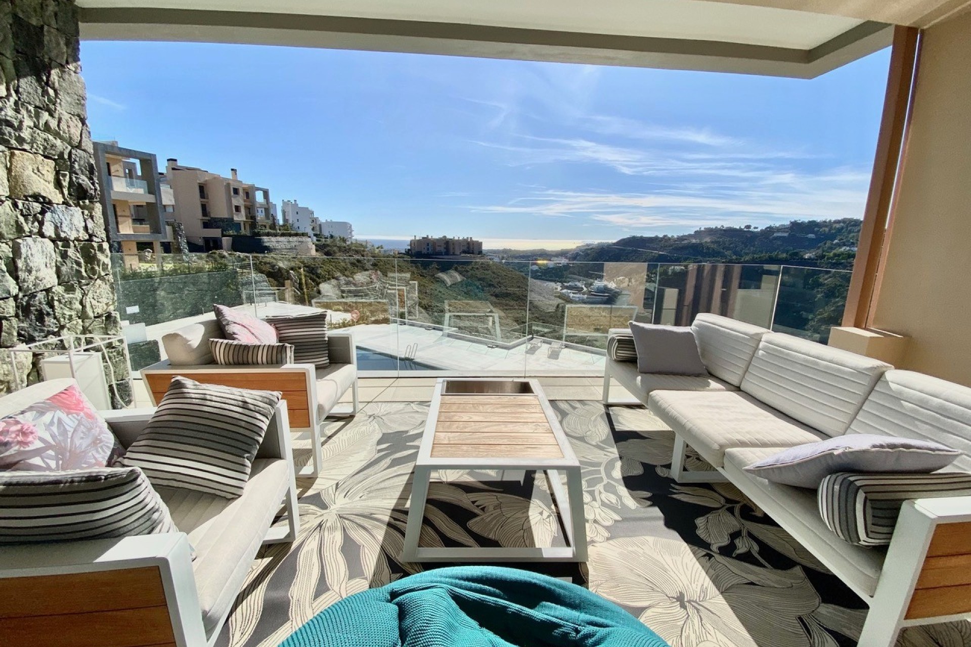 Revente - Apartment - Benahavis - La Quinta