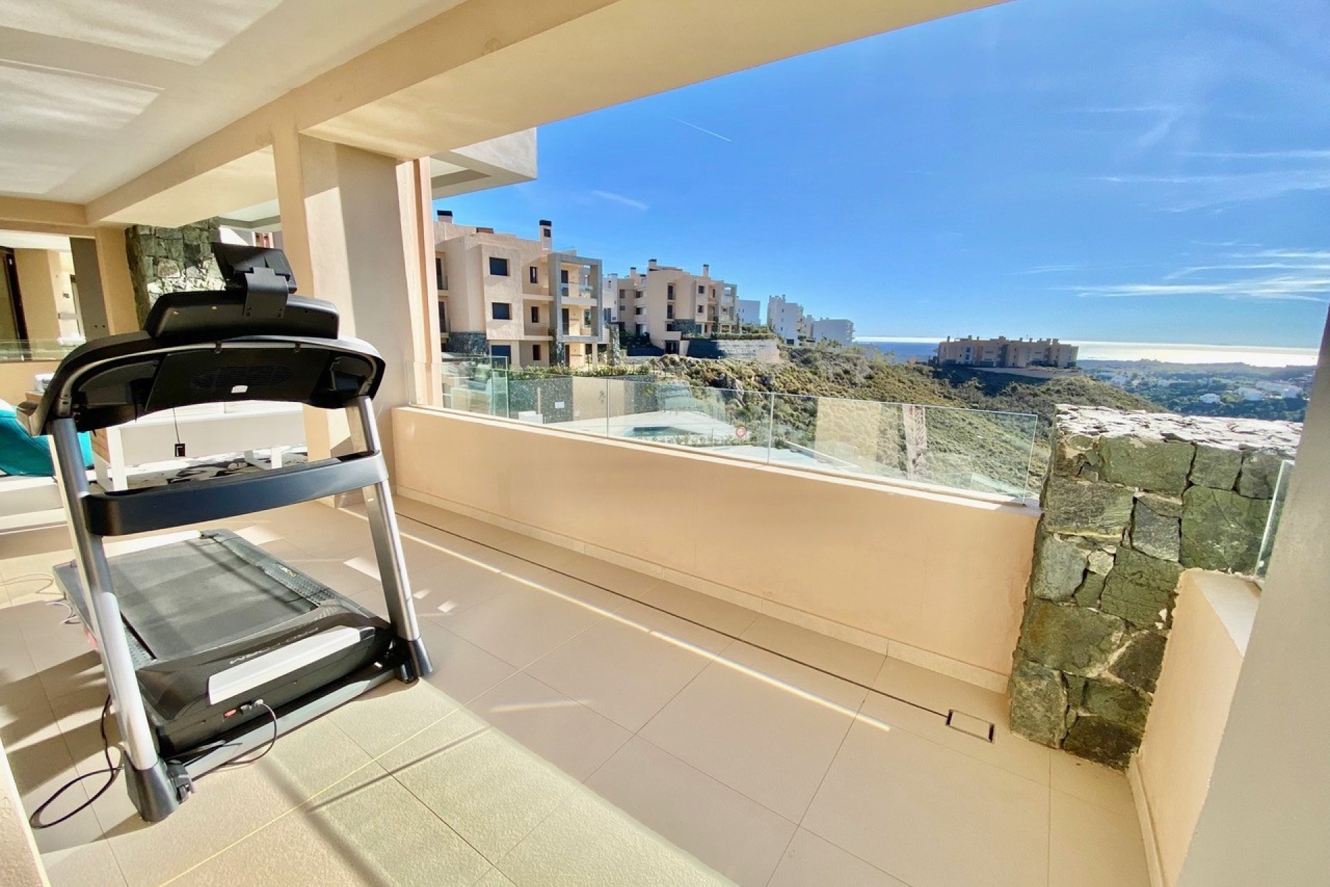 Revente - Apartment - Benahavis - La Quinta