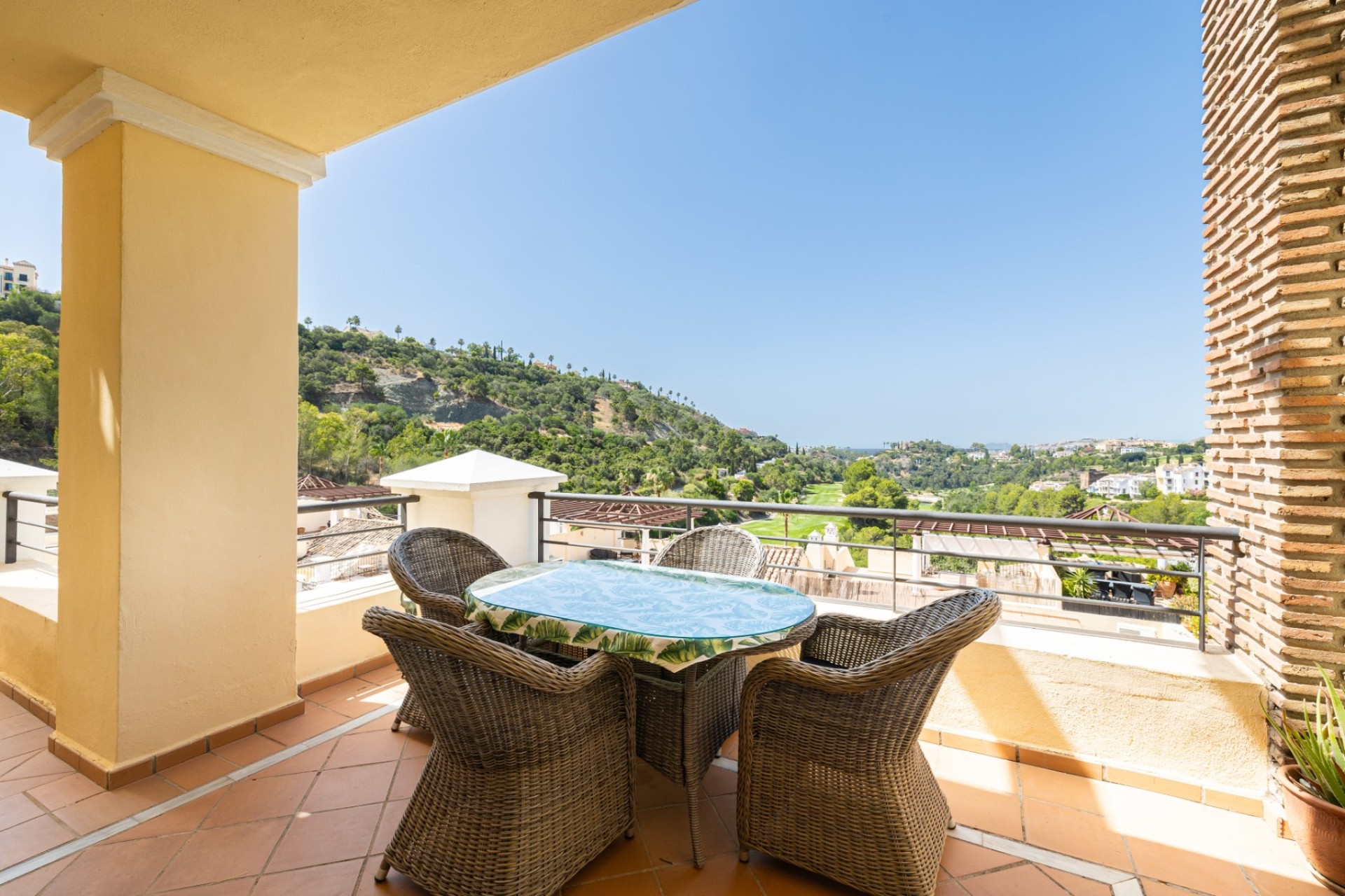 Revente - Apartment - Benahavis - Los Arqueros