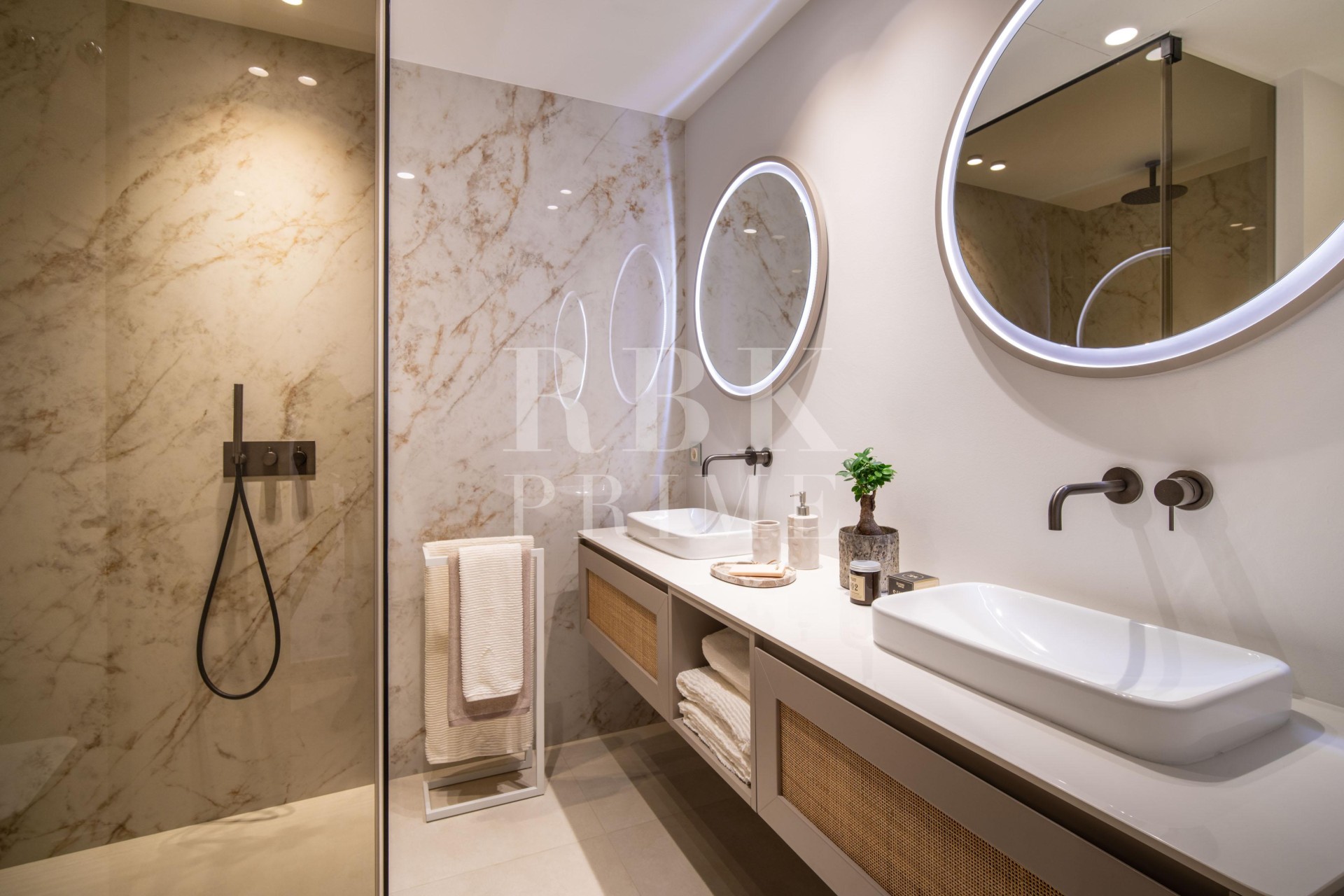 Revente - Apartment - Malaga - Benahavís