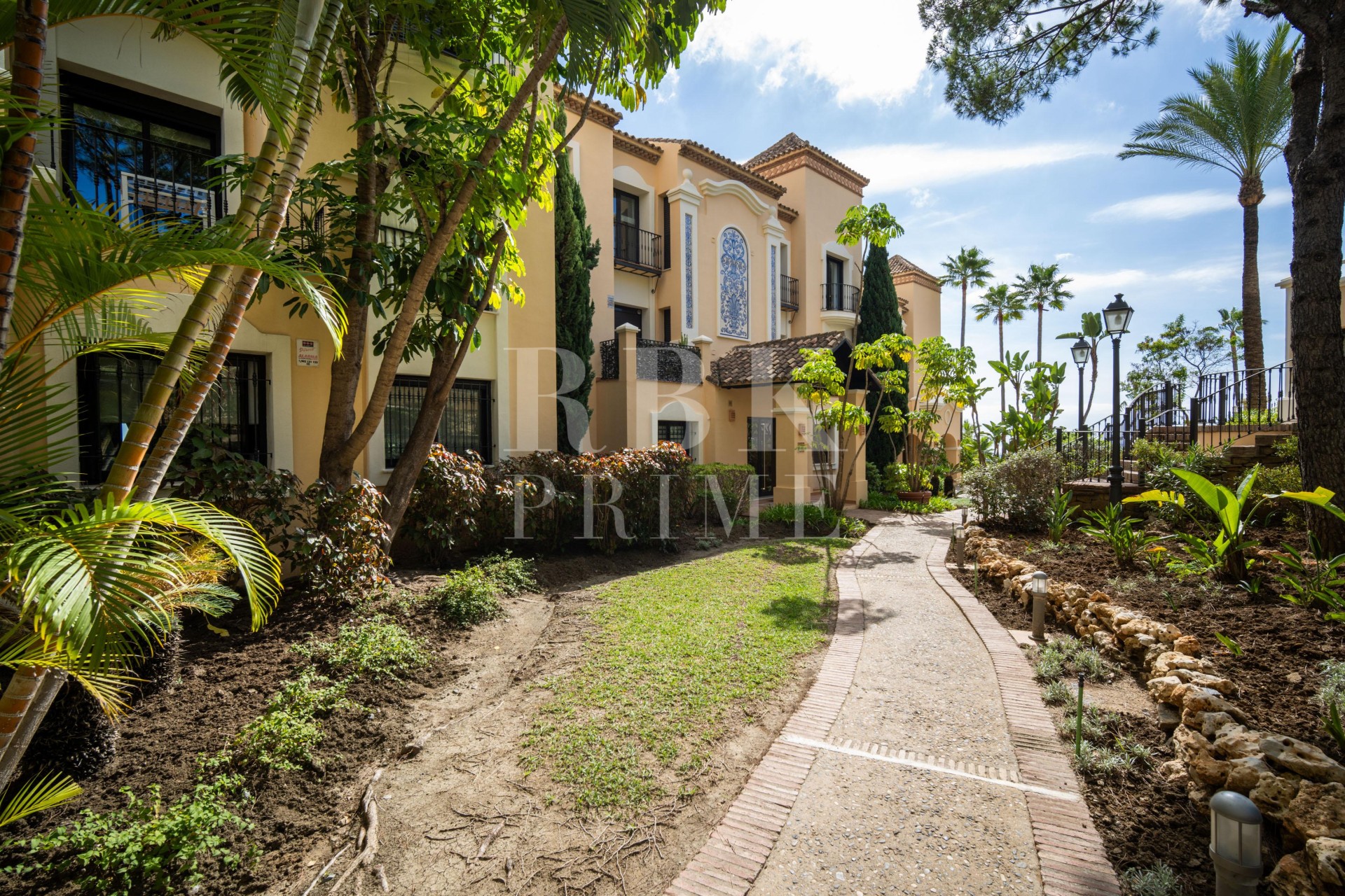 Revente - Apartment - Malaga - Benahavís