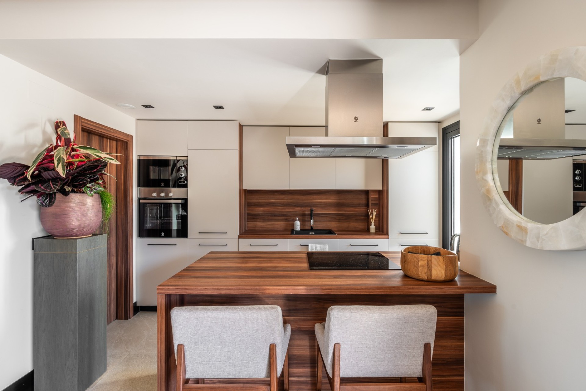 Revente - Apartment - Marbella - Nueva Andalucía