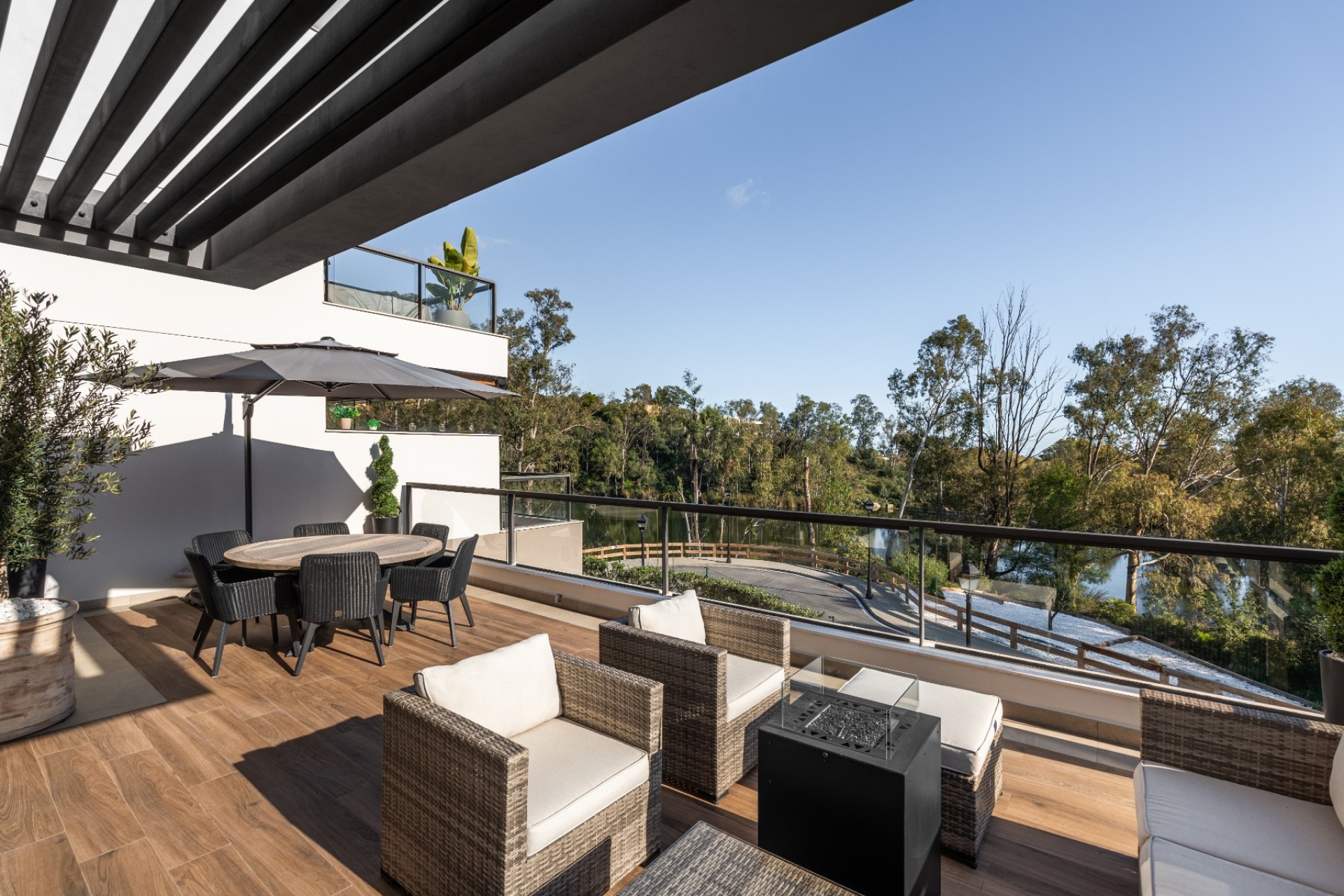 Revente - Apartment - Marbella - Nueva Andalucía