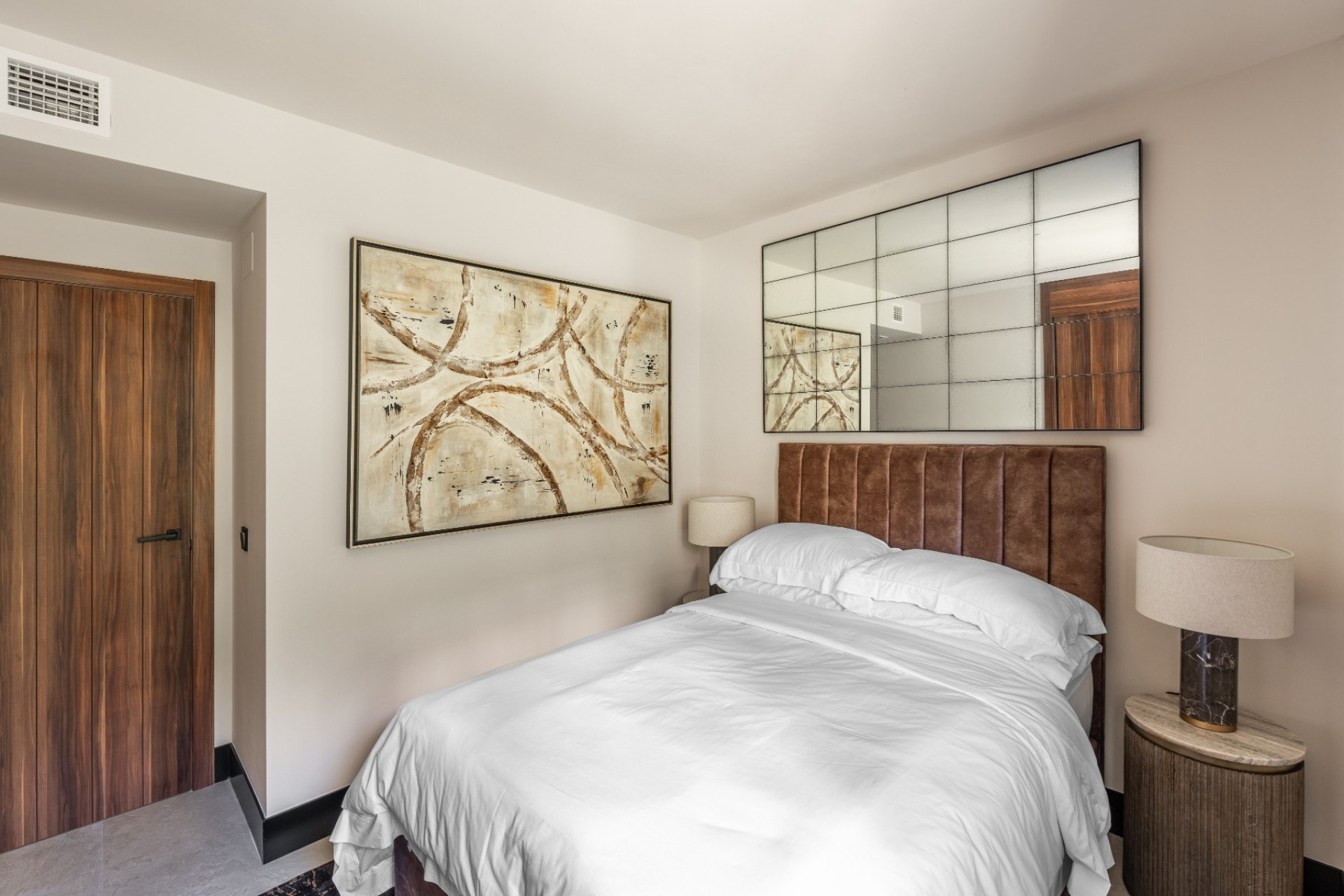 Revente - Apartment - Marbella - Nueva Andalucía