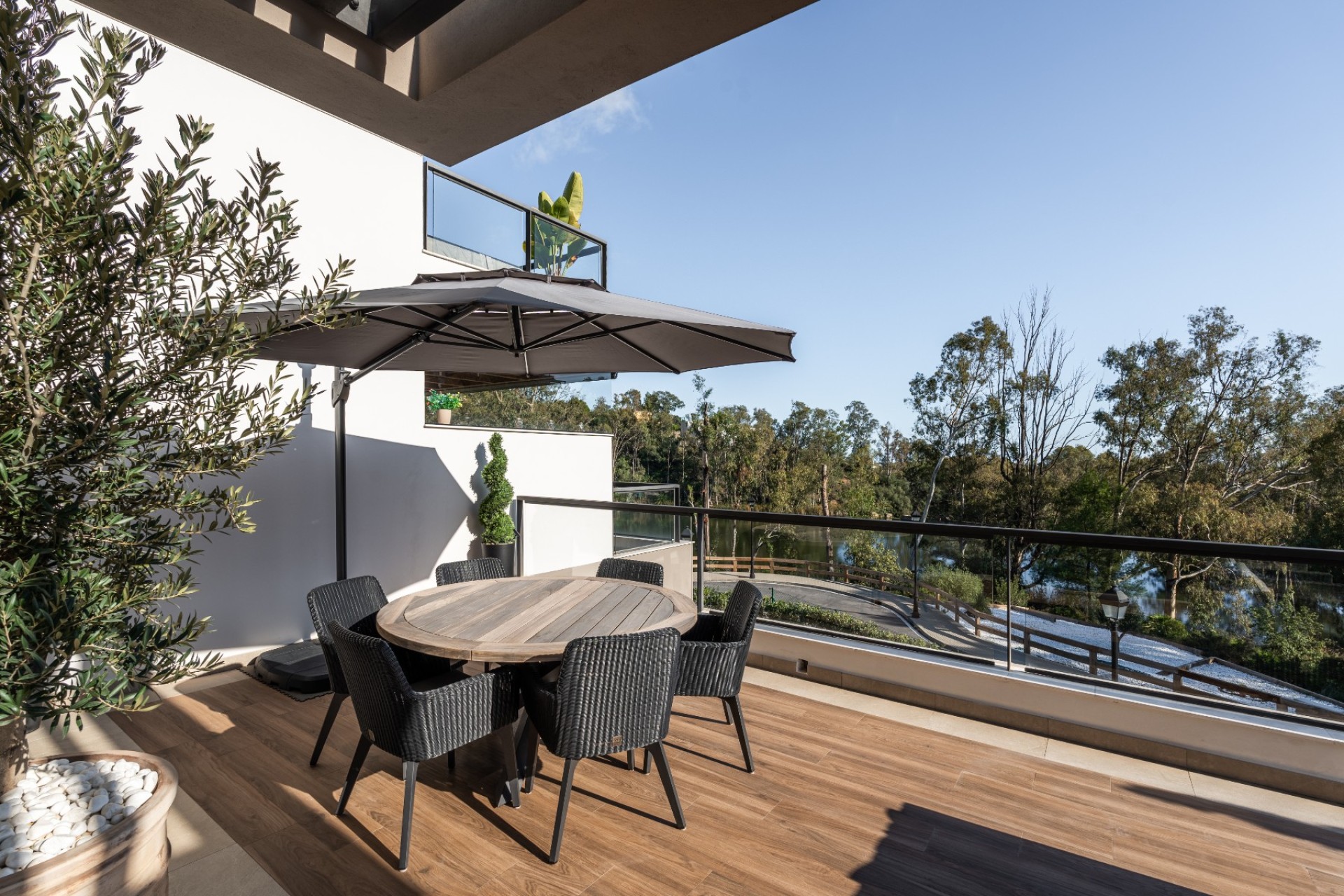 Revente - Apartment - Marbella - Nueva Andalucía