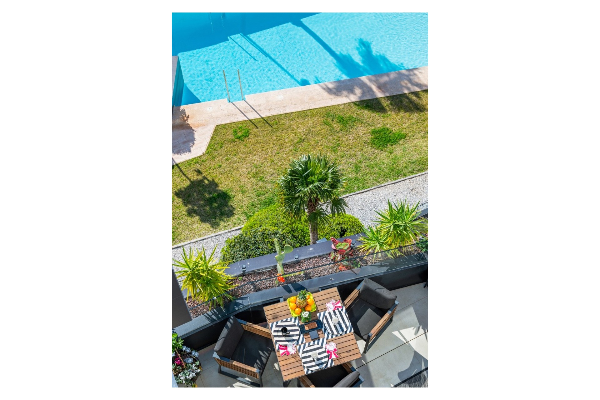 Revente - Apartment - Villamartín