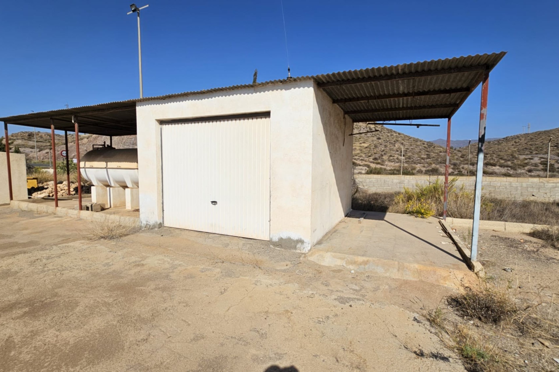 Revente - Commercial - Aguilas - La Estación